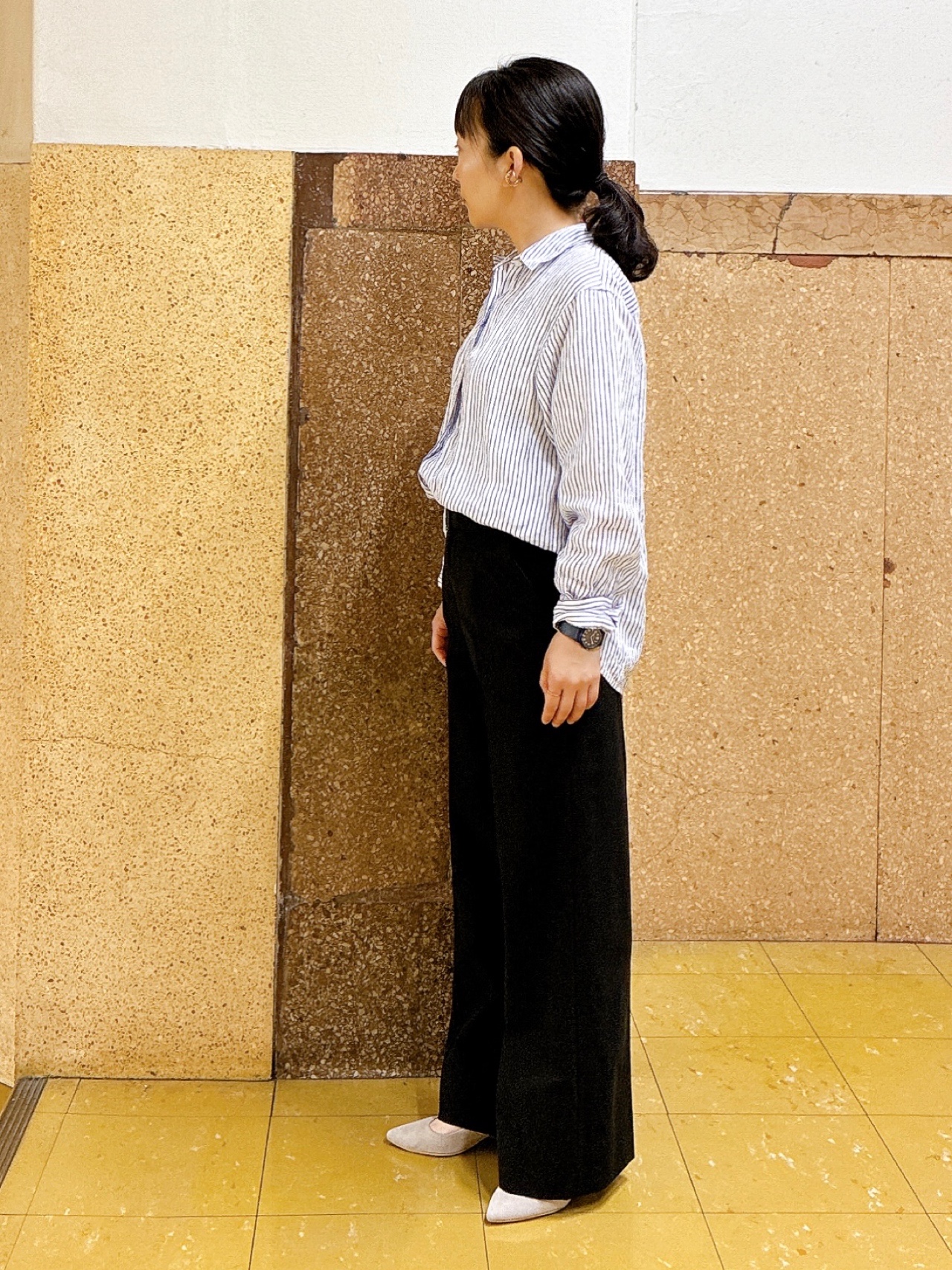 hattoriさんの「INDIVI｜【接触冷感／2WAY】カシュクールリネンシャツ」を使ったコーディネート