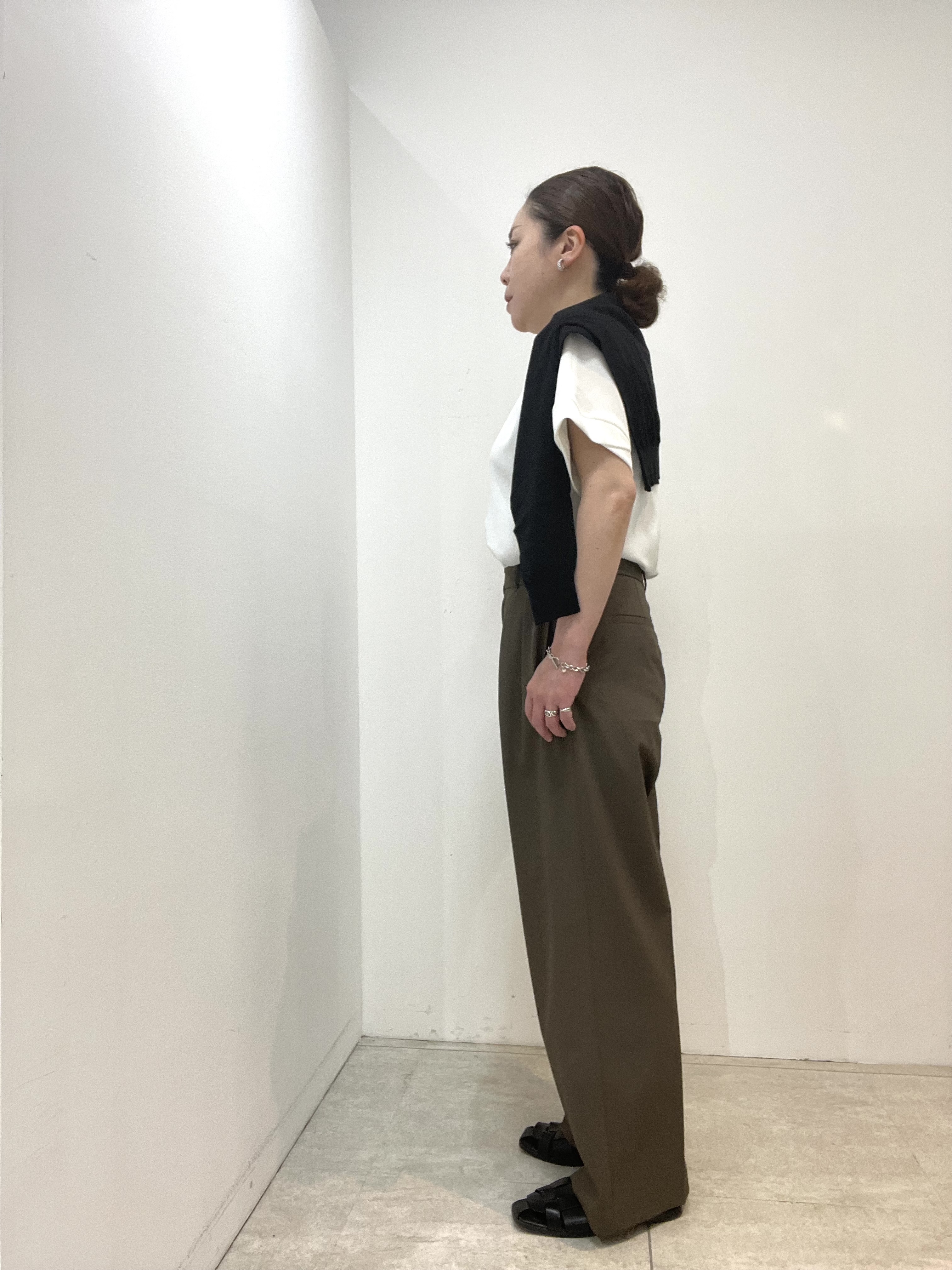 Wachiさんの「UNTITLED｜【9色展開/アンサンブル可】コットンクルーネックカーディガン」を使ったコーディネート