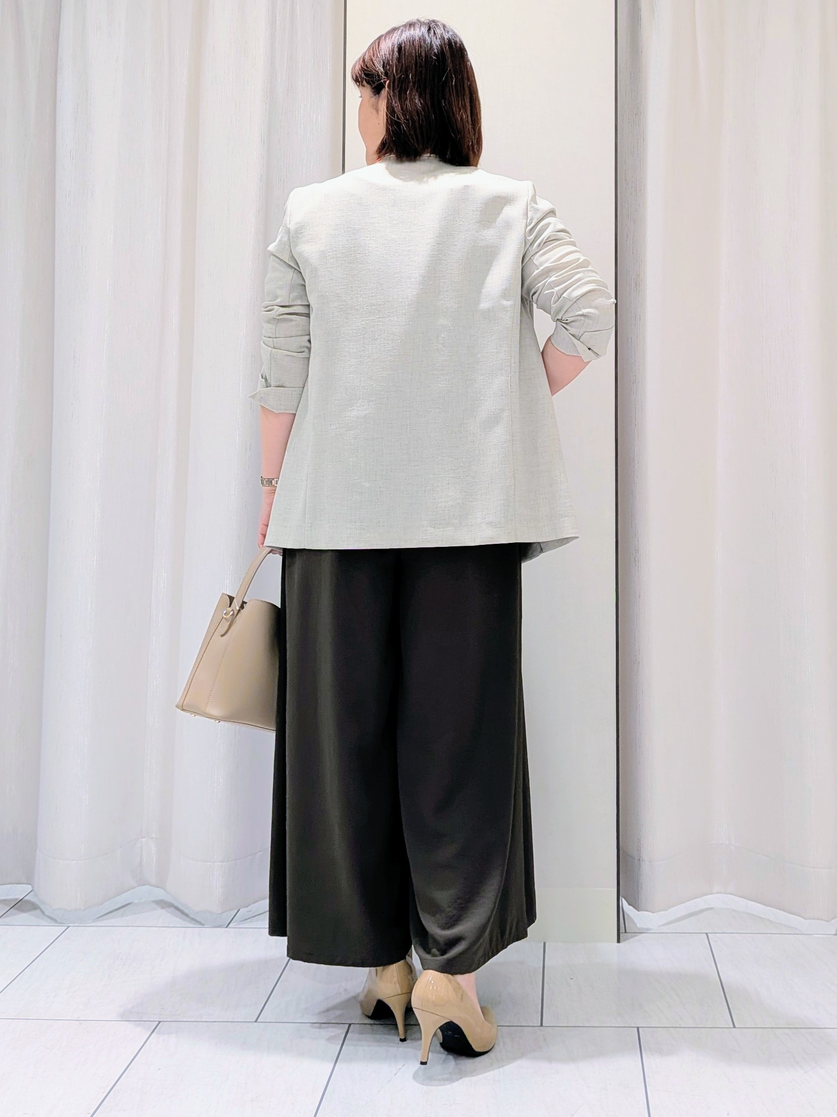 Onumaさんの「UNTITLED｜【さらりと快適/セットアップ可/UV/接触冷感】スラブカラーレスジャケット」を使ったコーディネート