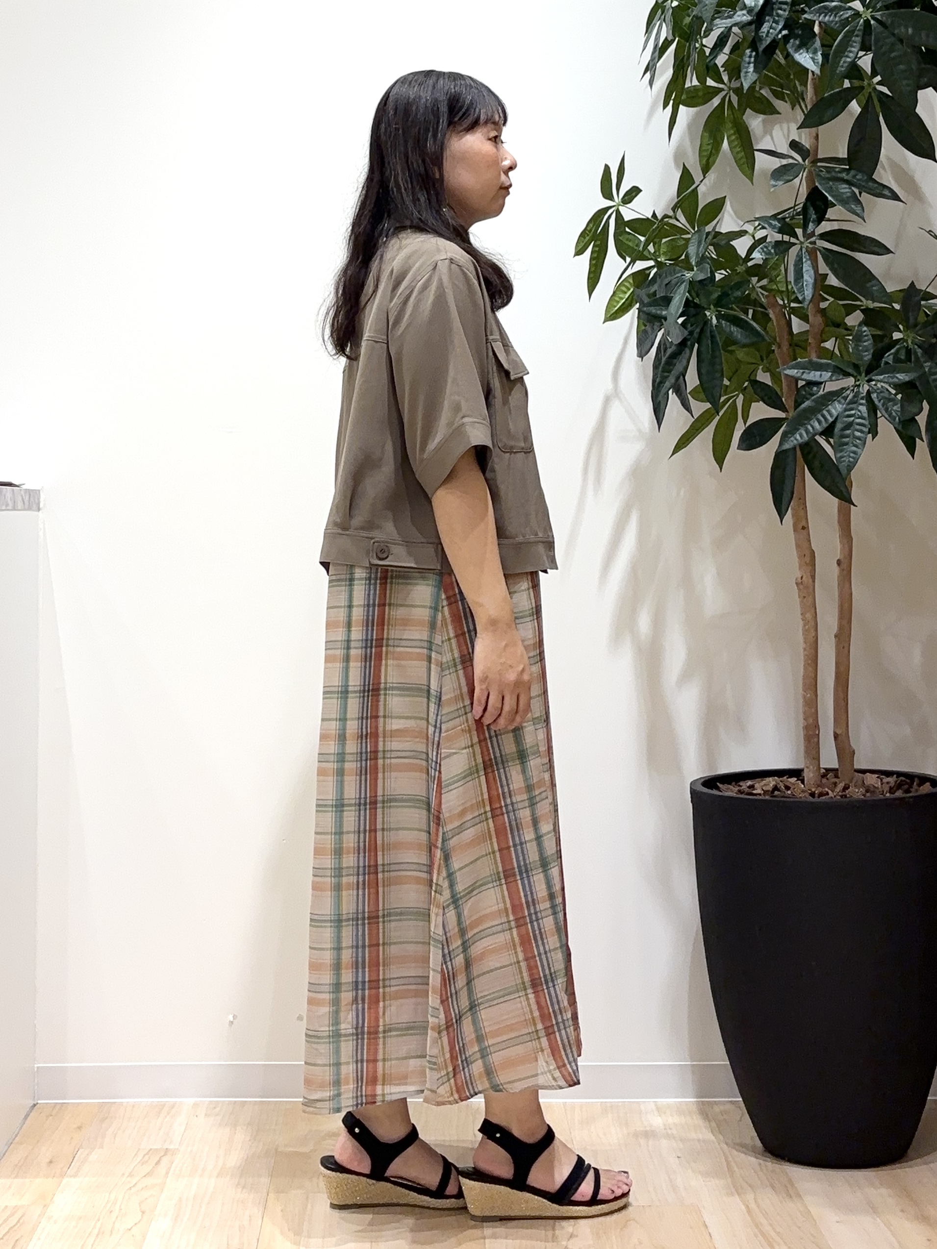 miraiさんの「grove｜【吸水速乾・通気性・洗える】衿付きハーフジャケット」を使ったコーディネート