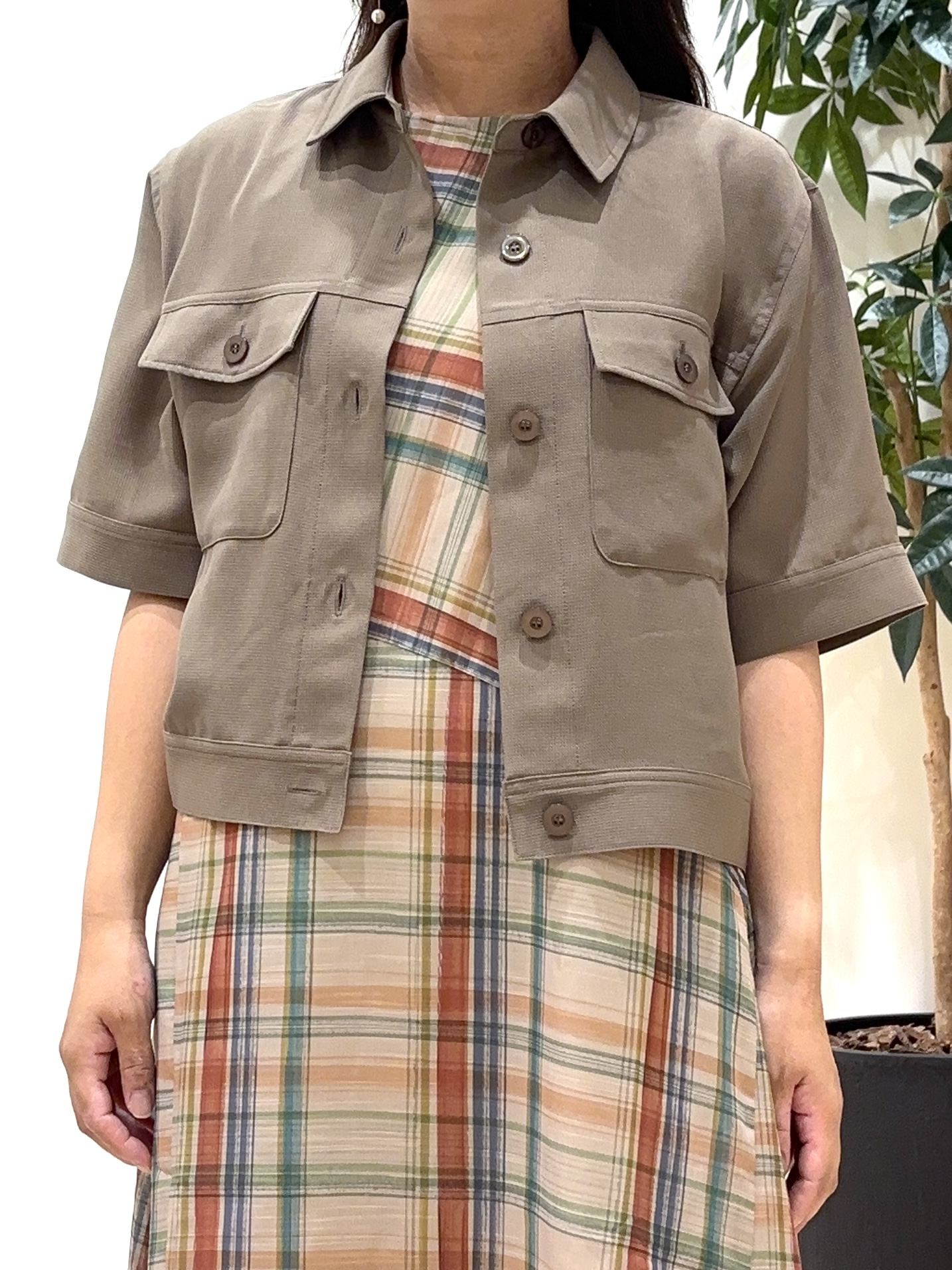 miraiさんの「grove｜【吸水速乾・通気性・洗える】衿付きハーフジャケット」を使ったコーディネート