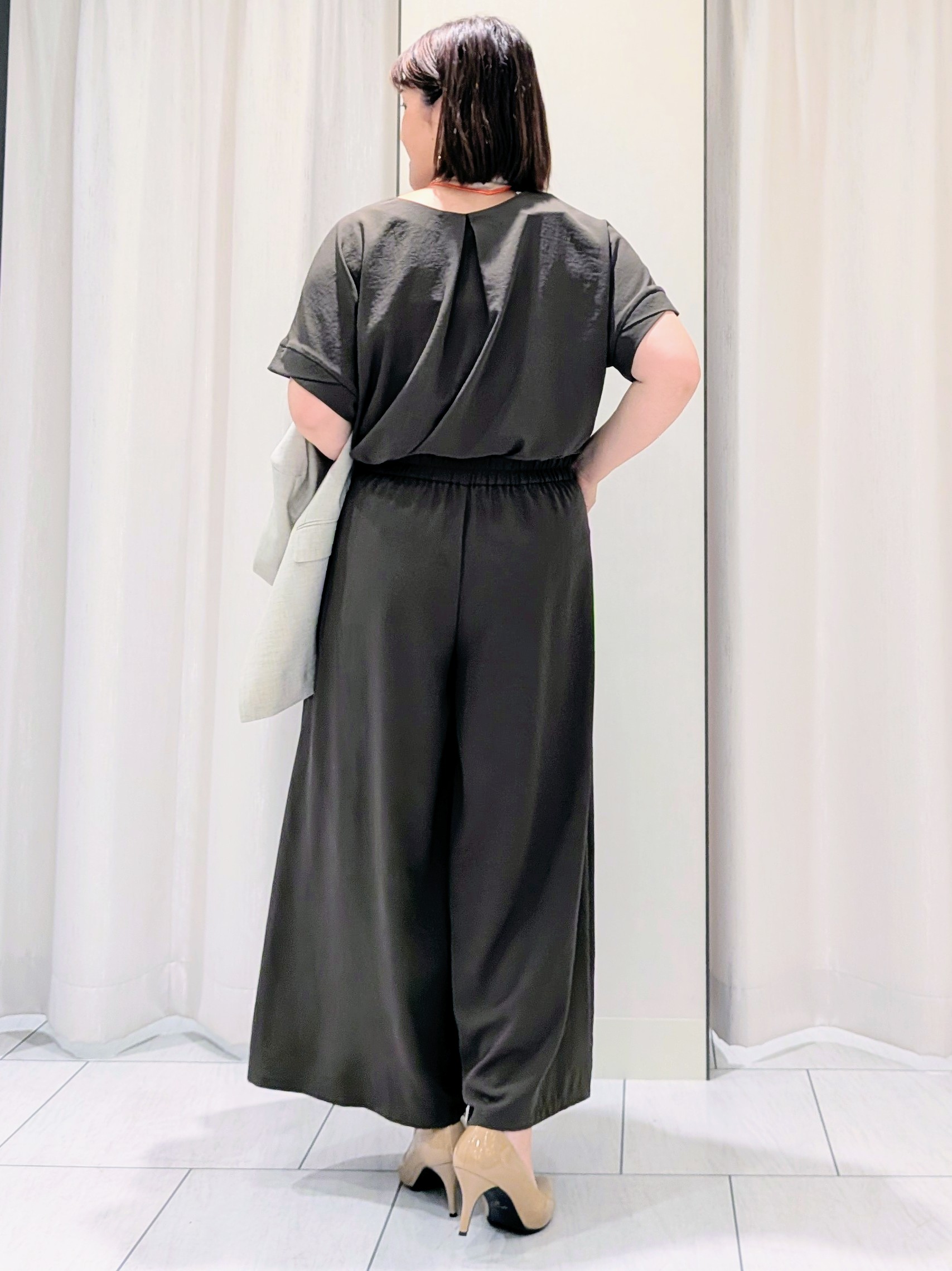 Onumaさんの「UNTITLED｜【さらりと快適/セットアップ可/UV/接触冷感】スラブカラーレスジャケット」を使ったコーディネート
