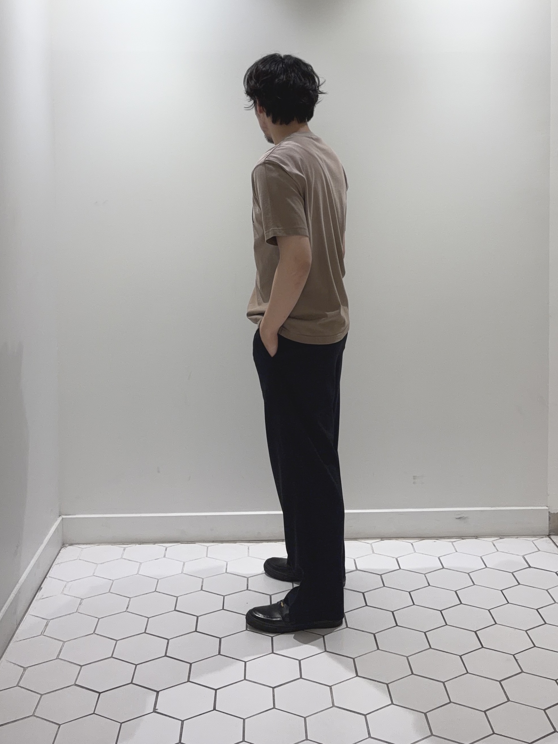 takeruさんの「Dessin｜【洗える】ヴィンテージ加工 ロゴTシャツ」を使ったコーディネート