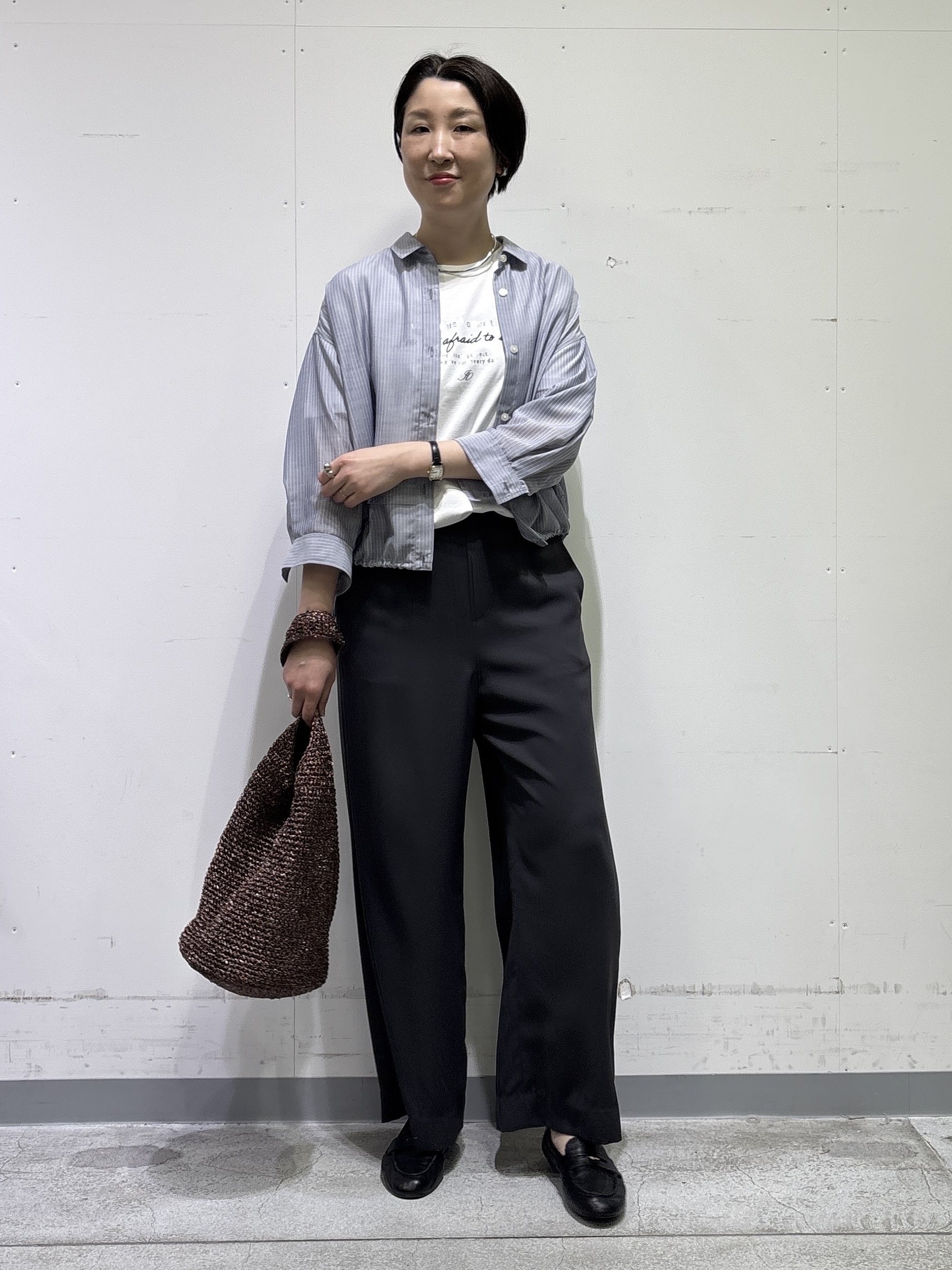 yuriさんの「INDIVI｜【さらに軽く軽快！／着る日傘】イージーワイドパンツ」を使ったコーディネート