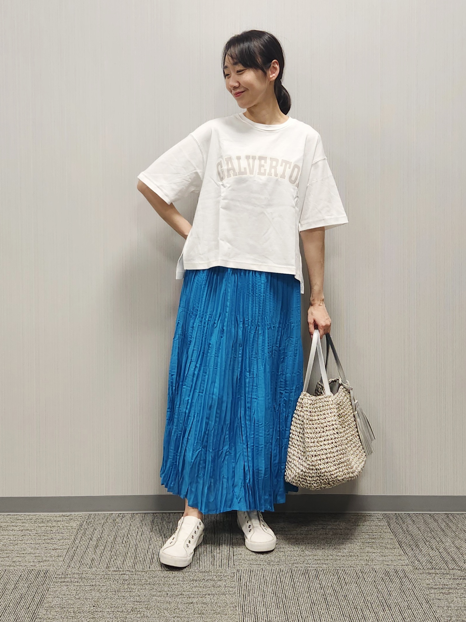 naraさんの「Dessin｜【撥水加工】ロゴプリントTシャツ」を使ったコーディネート