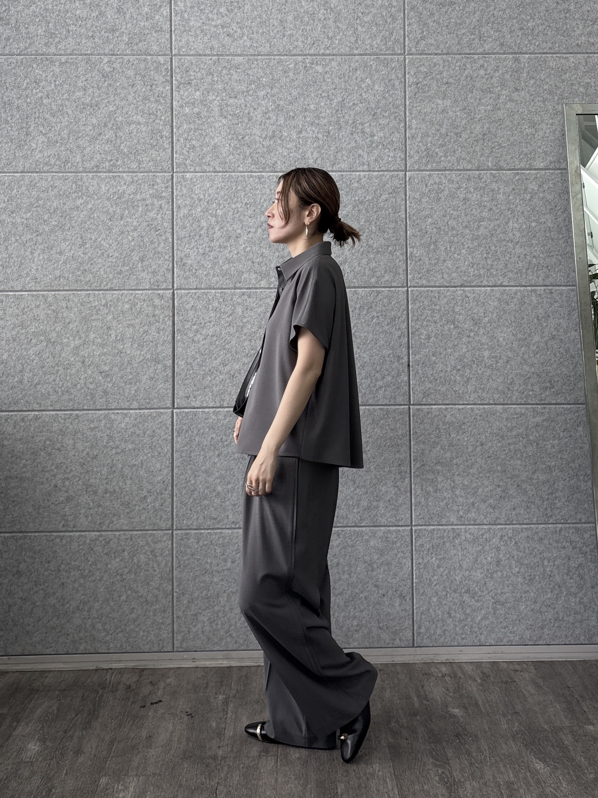 kotakiさんの「INDIVI｜Comfy SET UP｜フレアスリーブブラウス【セットアップ対応／通勤／カセット服／接触冷感／UV」を使ったコーディネート