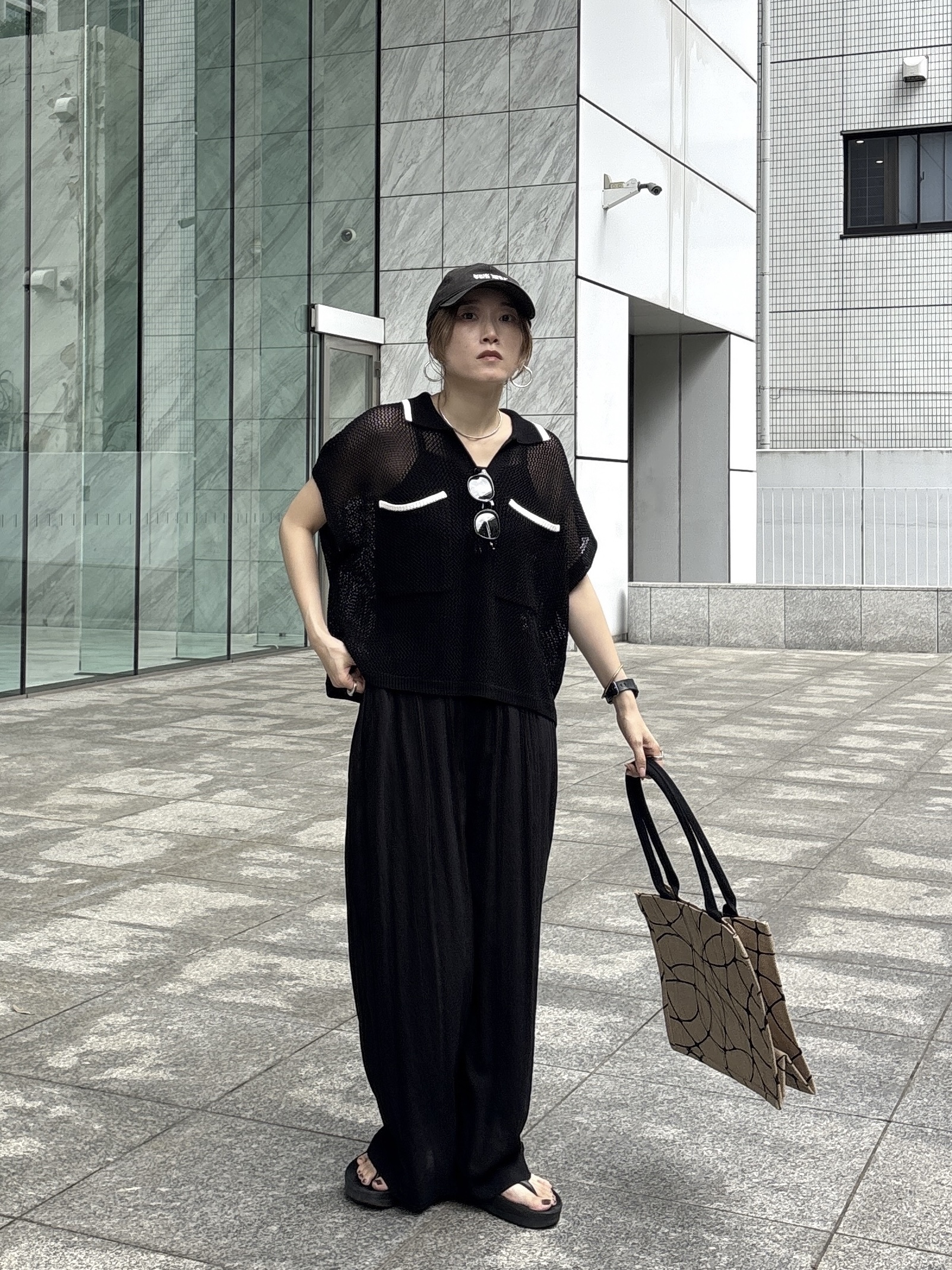 kotakiさんの「INDIVI｜メッシュポロドルマンニット」を使ったコーディネート