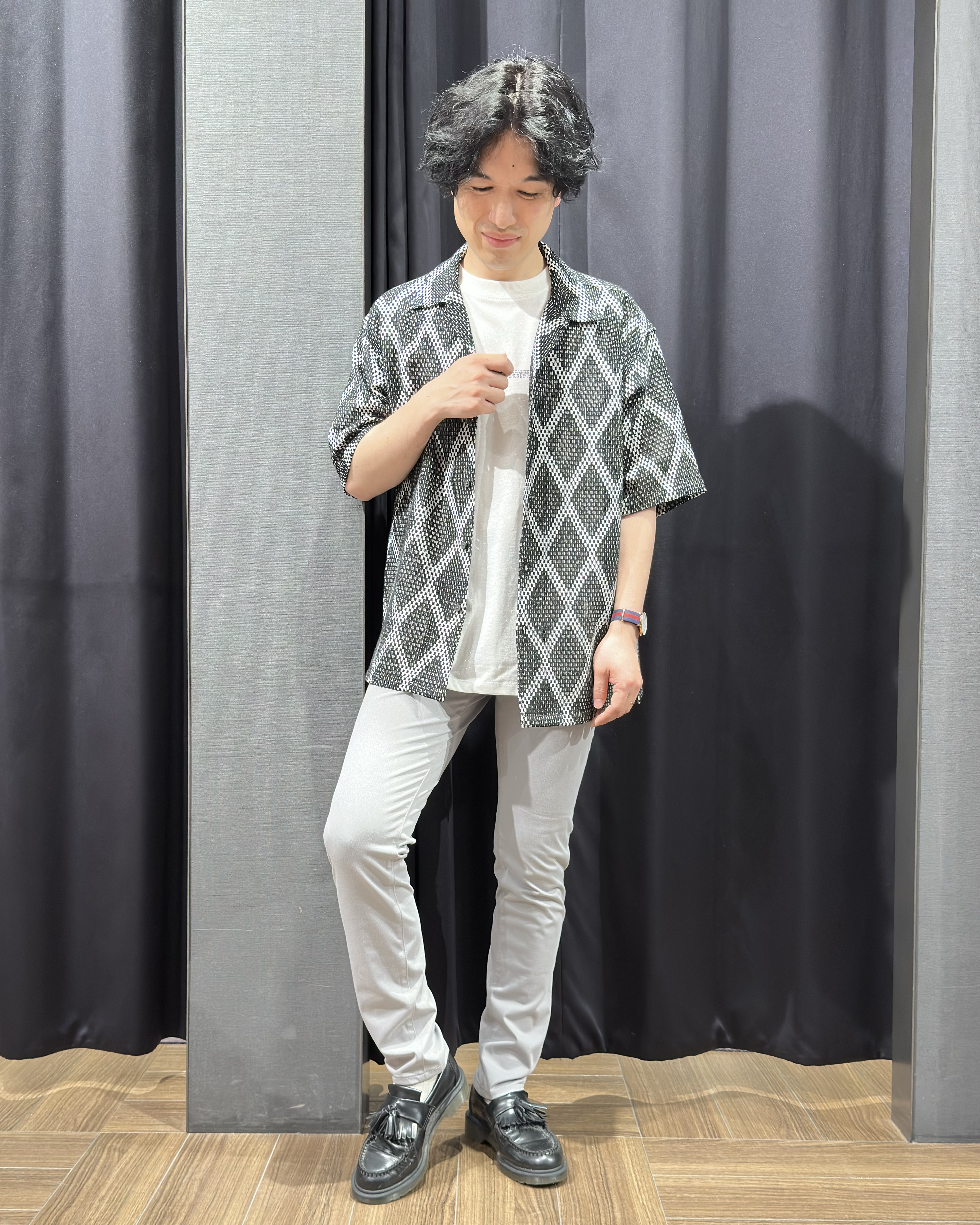 tomoyaさんの「THE SHOP TK｜アーガイル柄 レース半袖シャツ 洗濯機OK」を使ったコーディネート