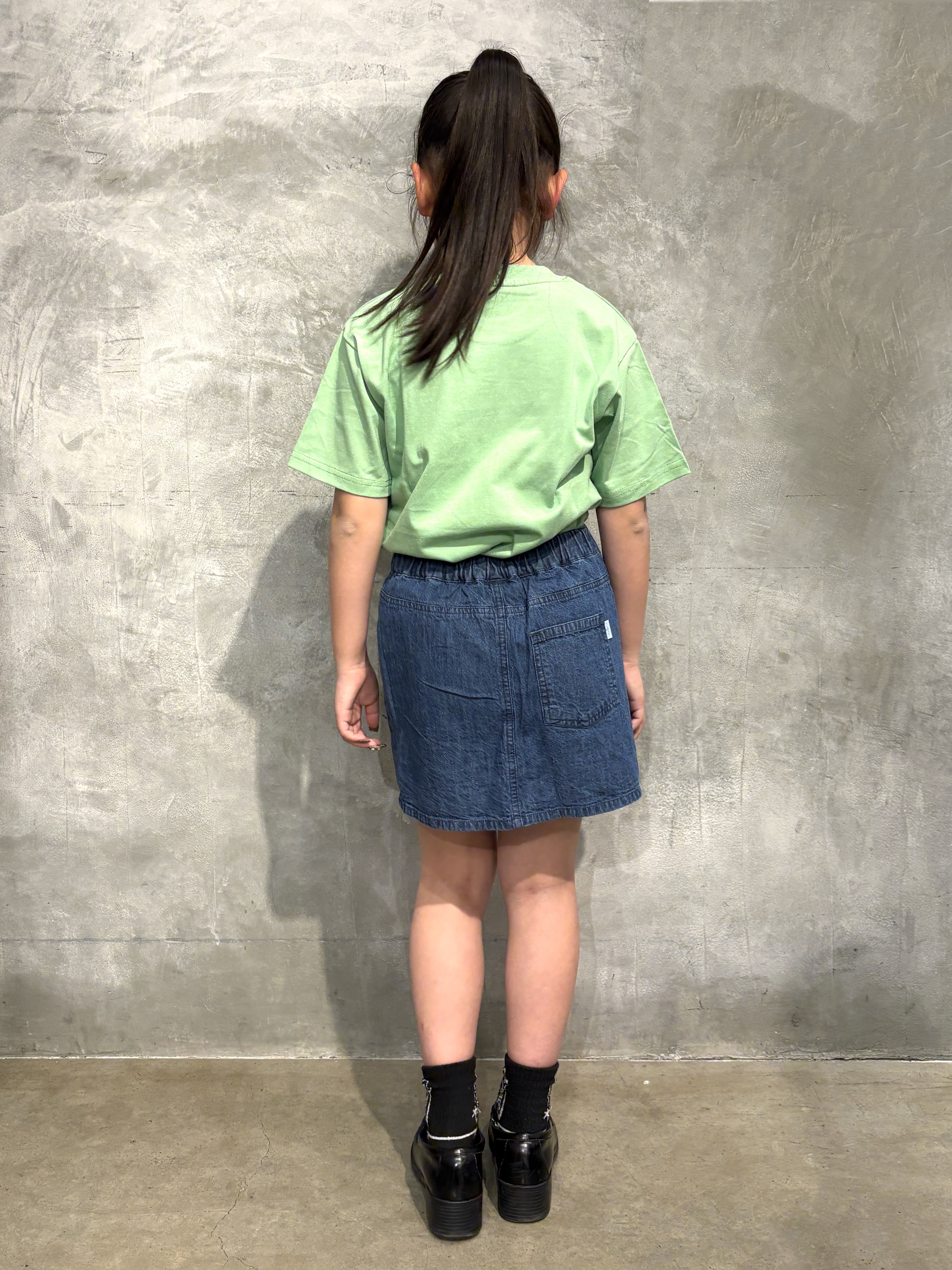 naokoさんの「THE SHOP TK｜天竺アソートプリント半袖Tシャツ 幾何学アート、スパンコール、飛行機」を使ったコーディネート