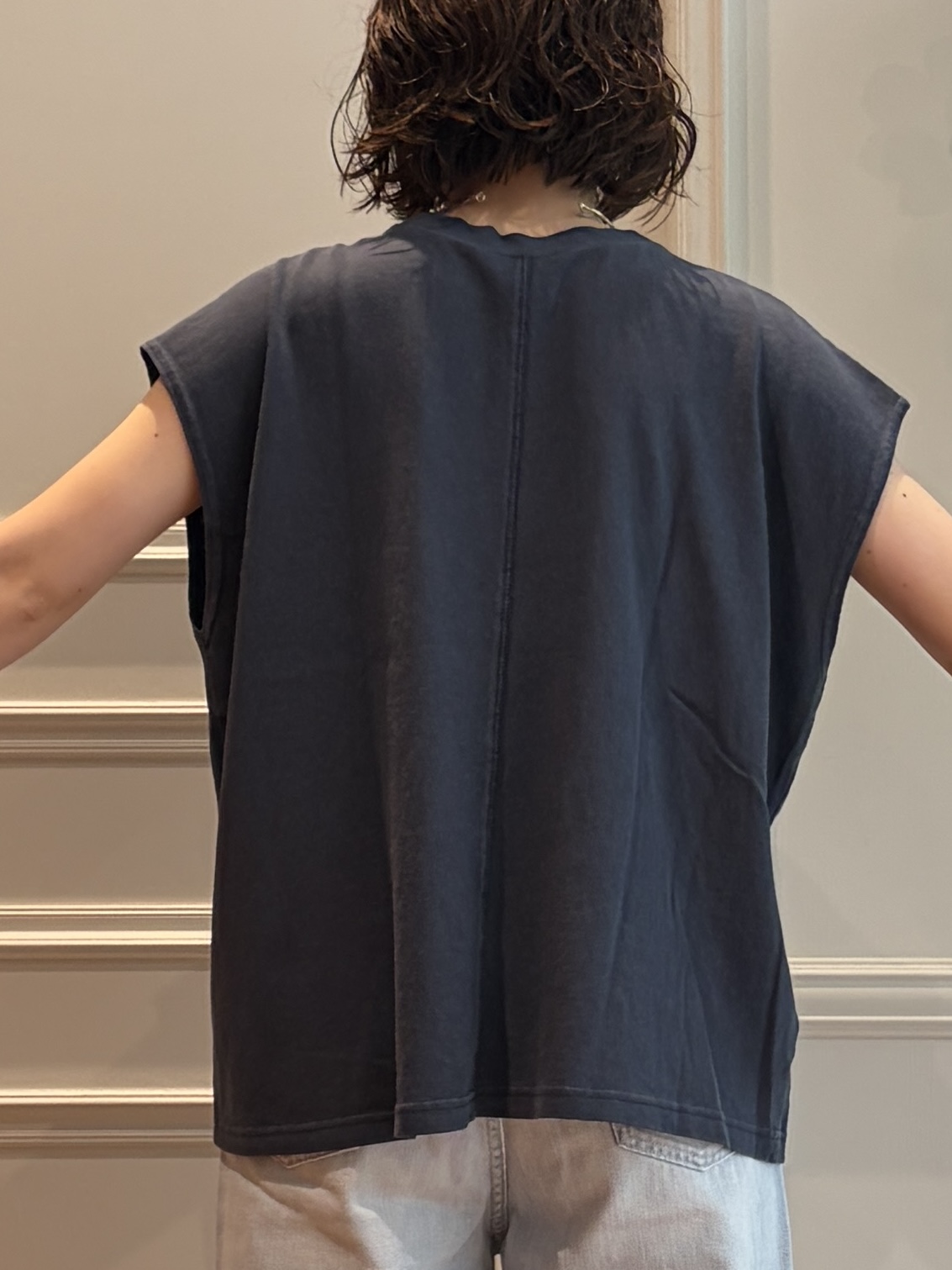 nakaoさんの「DRESSTERIOR｜NICOLAS LAINAS（ニコラスライナス）ソフトソールトングサンダル」を使ったコーディネート