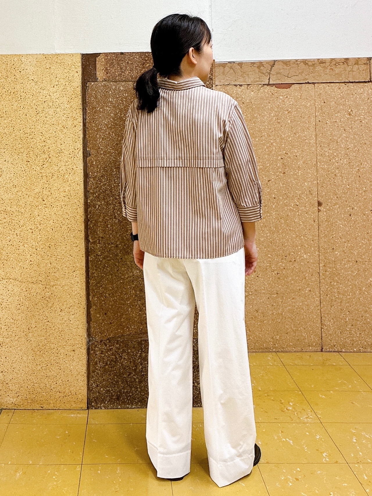 hattoriさんの「INDIVI｜【UVケア／吸汗速乾／着映え】ティアードストライプシャツ」を使ったコーディネート