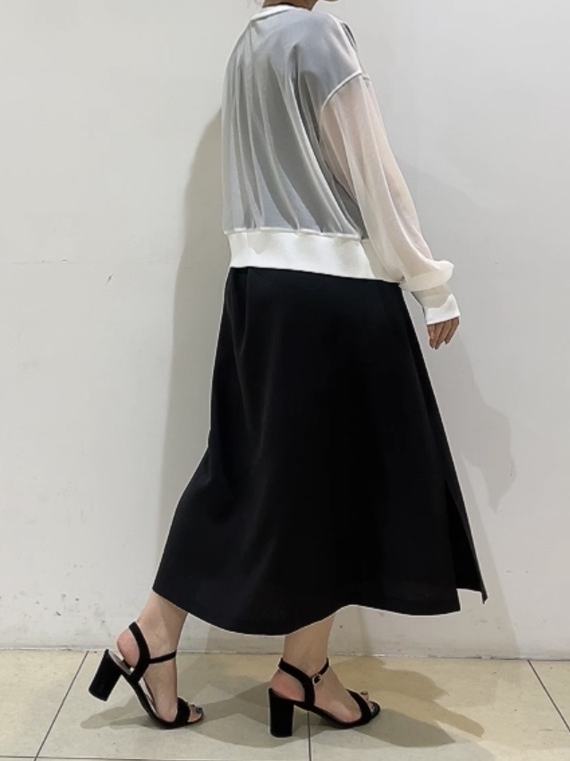 watanabeさんの「UNTITLED｜【7色展開/ゆったり/ショート丈】シアートリコットカーディガン」を使ったコーディネート