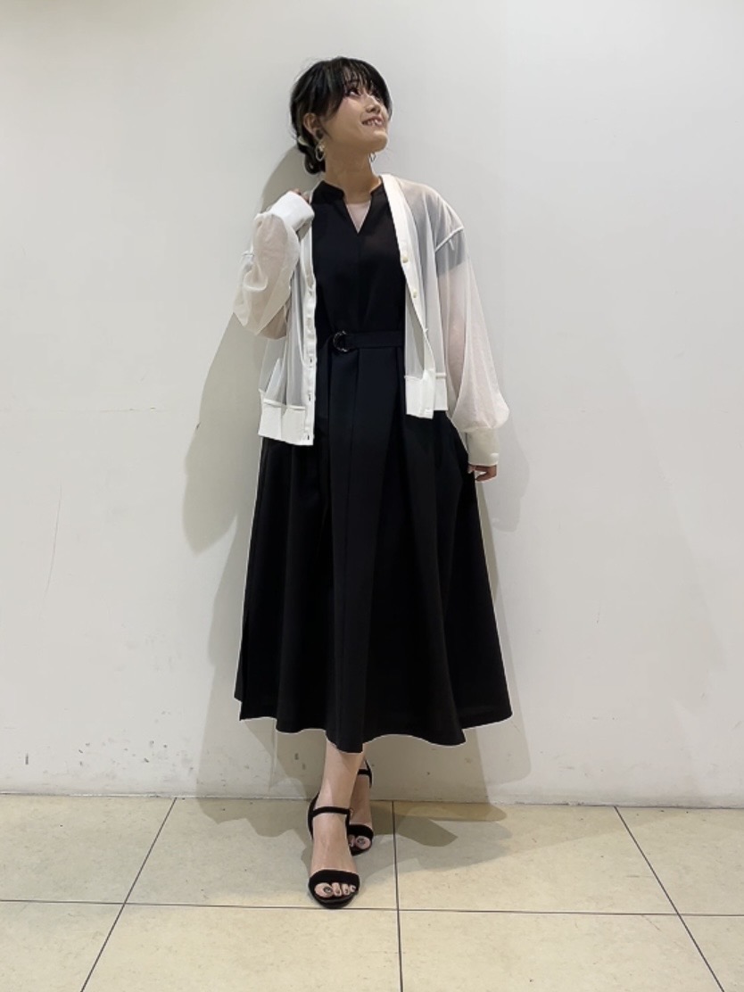 watanabeさんの「UNTITLED｜【7色展開/ゆったり/ショート丈】シアートリコットカーディガン」を使ったコーディネート