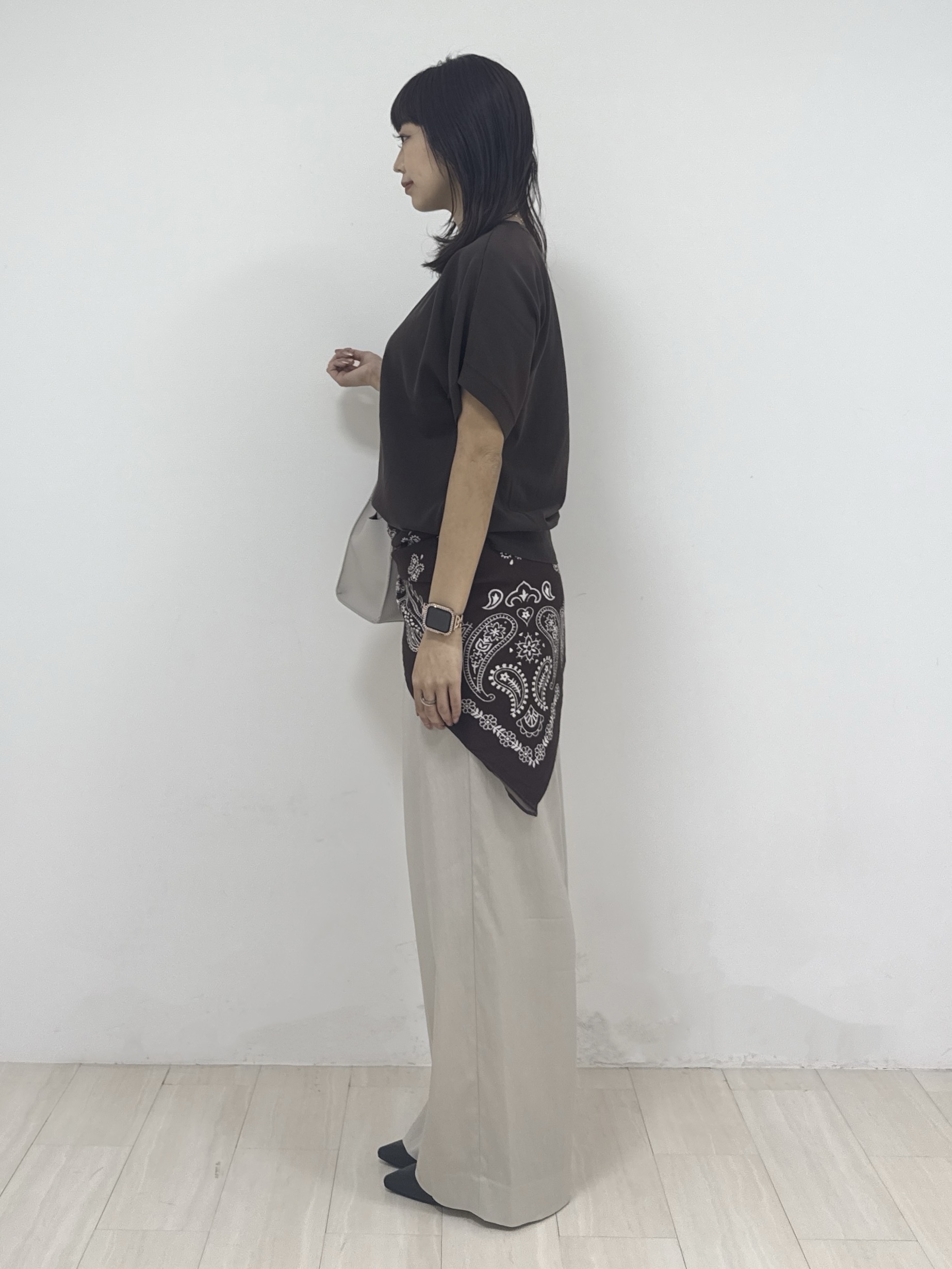 萩原 優里菜さんの「INDIVI｜【洗える／コットン】ドライタッチさらりニットT」を使ったコーディネート
