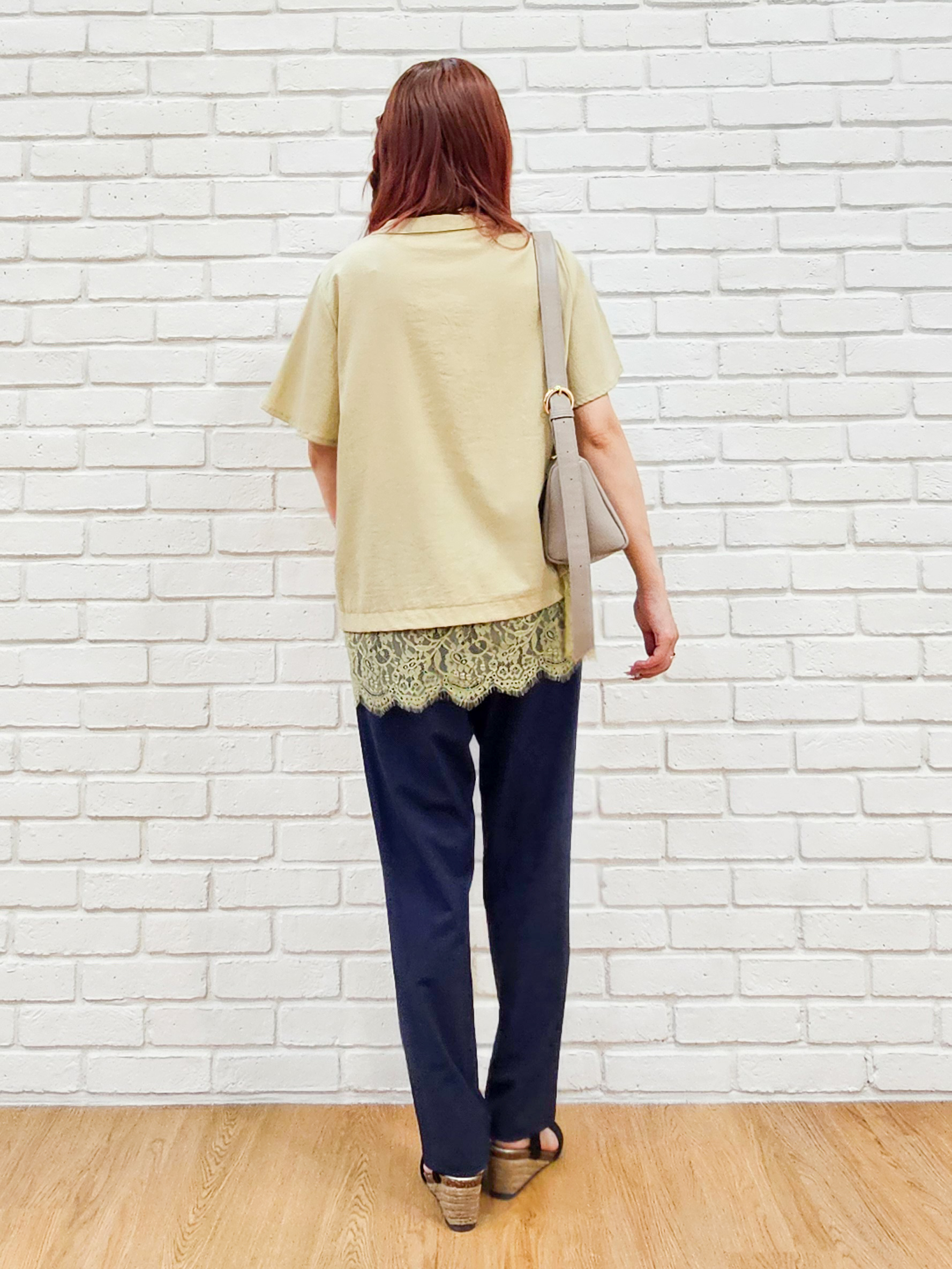 ゆゆさんの「SHOO･LA･RUE｜【S-LL/洗濯機可】軽凛(かろりん)ひんやり スキッパー裾レースブラウス」を使ったコーディネート