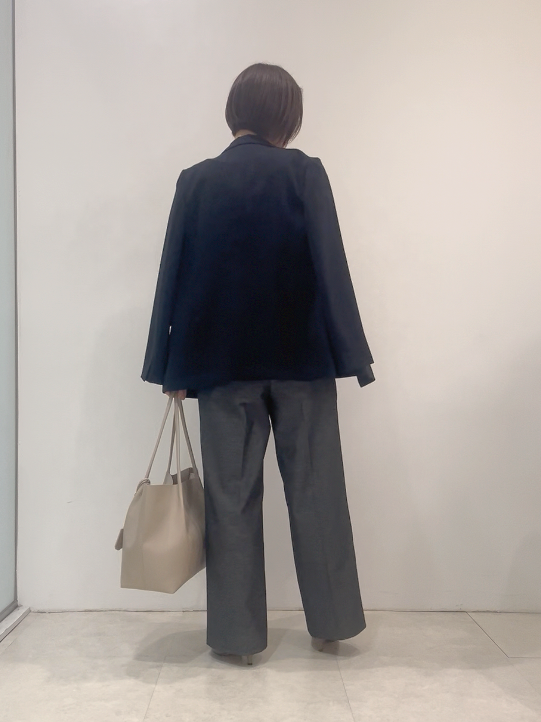 まどかさんの「UNTITLED｜【新色追加/セットアップ可】エアリー ダブルブレストジャケット」を使ったコーディネート
