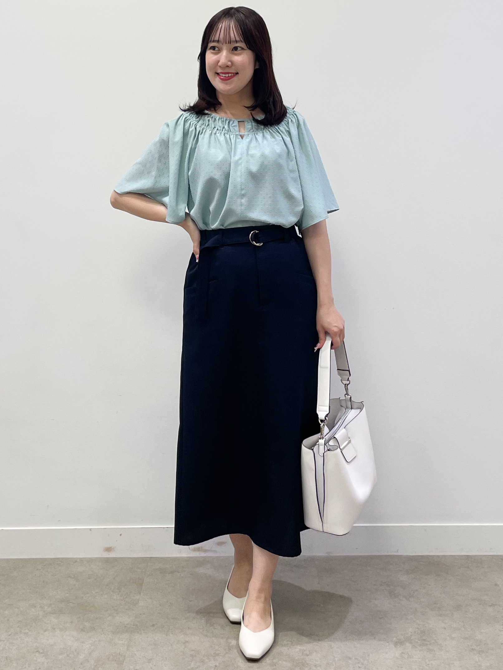 yukariさんの「Reflect｜ネックギャザーデザインブラウス」を使ったコーディネート