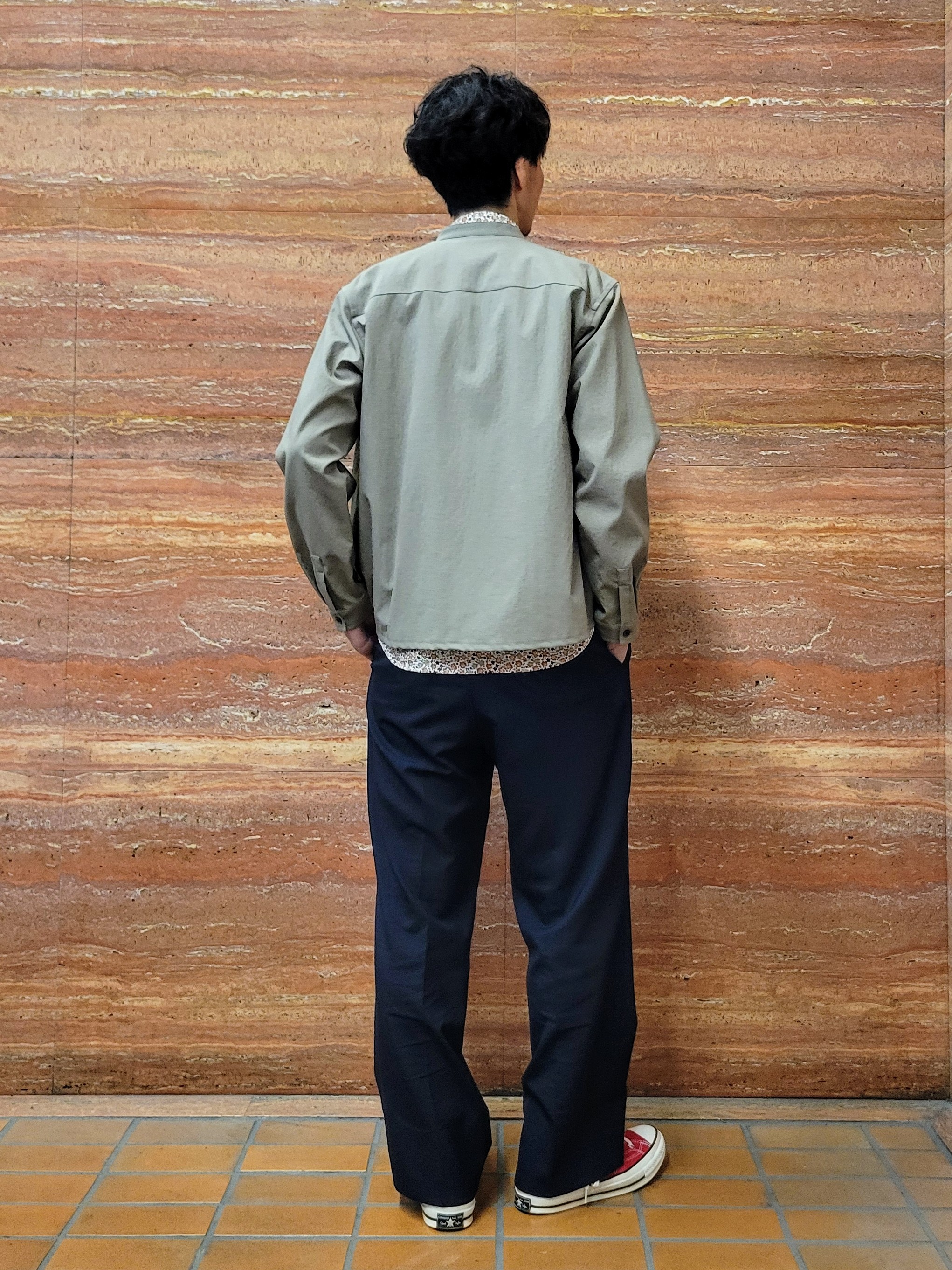 piroyaさんの「TAKEO KIKUCHI｜【撥水・洗える・シワになりにくい】 リランチェ（R） シャツ」を使ったコーディネート