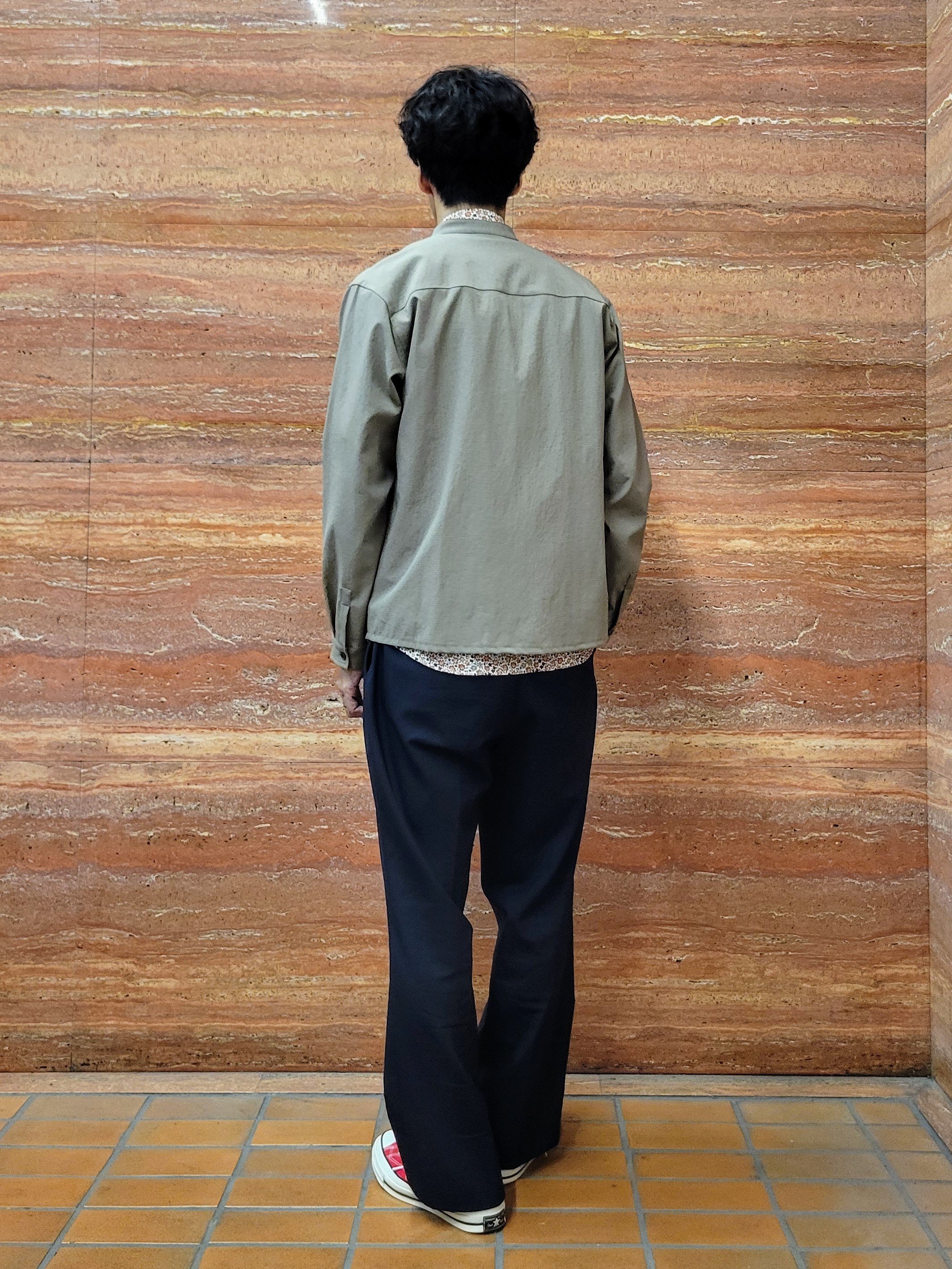 piroyaさんの「TAKEO KIKUCHI｜【撥水・洗える・シワになりにくい】 リランチェ（R） シャツ」を使ったコーディネート