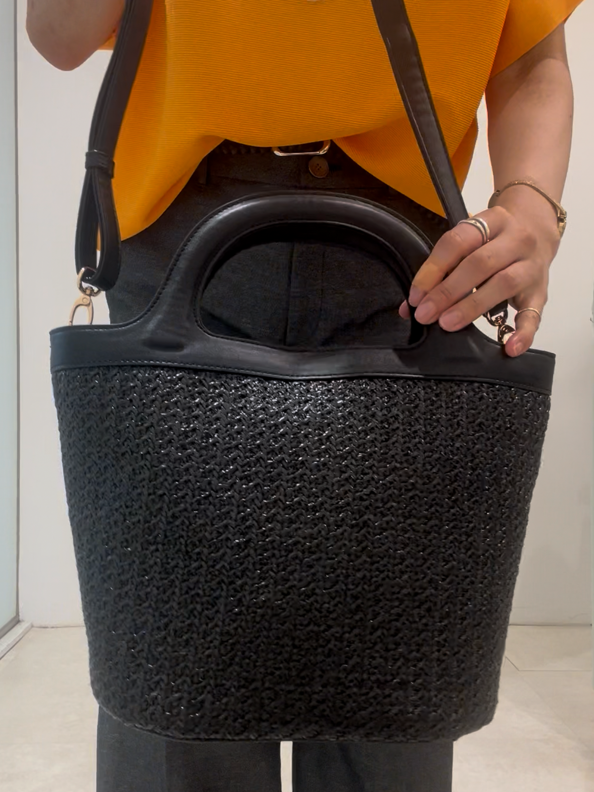 まどかさんの「UNTITLED｜【11色展開/体型カバー】前後2WAYフレンチスリーブニット」を使ったコーディネート