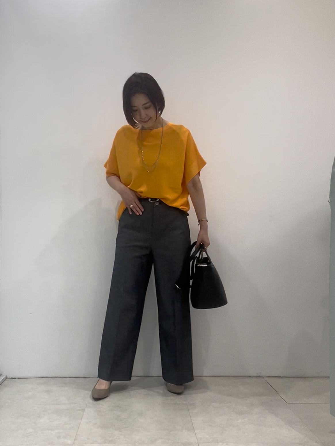 まどかさんの「UNTITLED｜【11色展開/体型カバー】前後2WAYフレンチスリーブニット」を使ったコーディネート