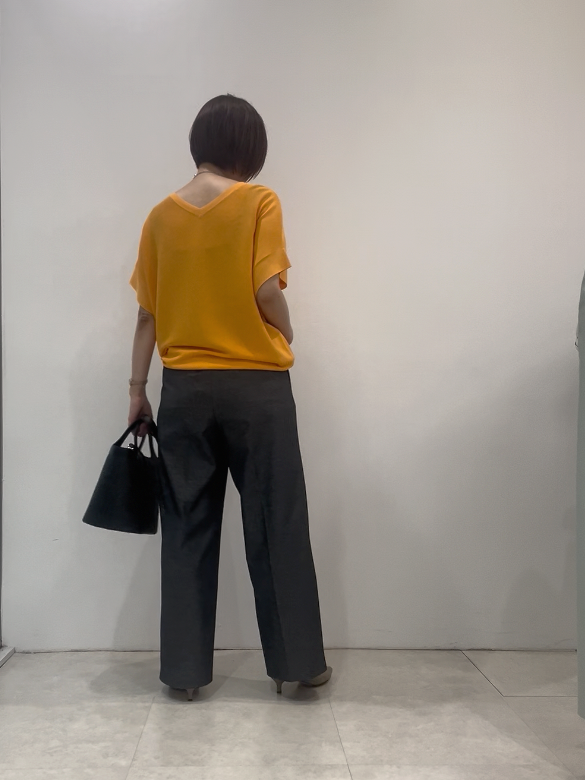 まどかさんの「UNTITLED｜【11色展開/体型カバー】前後2WAYフレンチスリーブニット」を使ったコーディネート