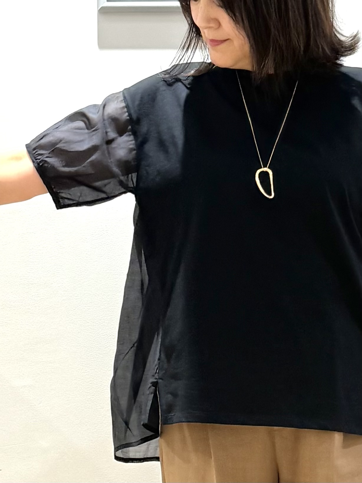Lilyさんの「grove｜【貴島明日香さん着用/UVカット】体型カバー叶う、バックプリーツTシャツ」を使ったコーディネート