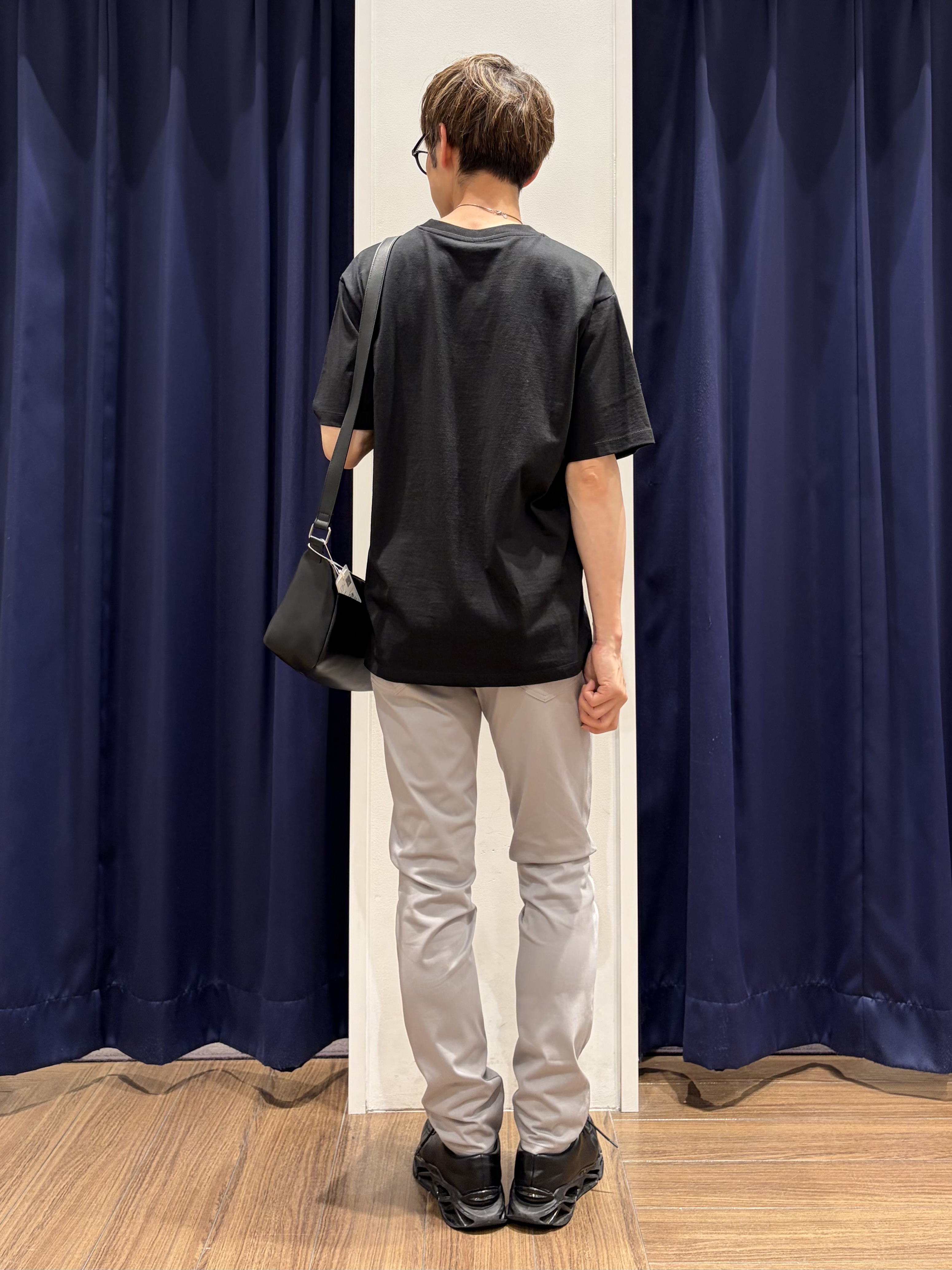 つーじーさんの「THE SHOP TK｜モノクロ フォトグラフィー 半袖Tシャツ 洗濯機OK」を使ったコーディネート