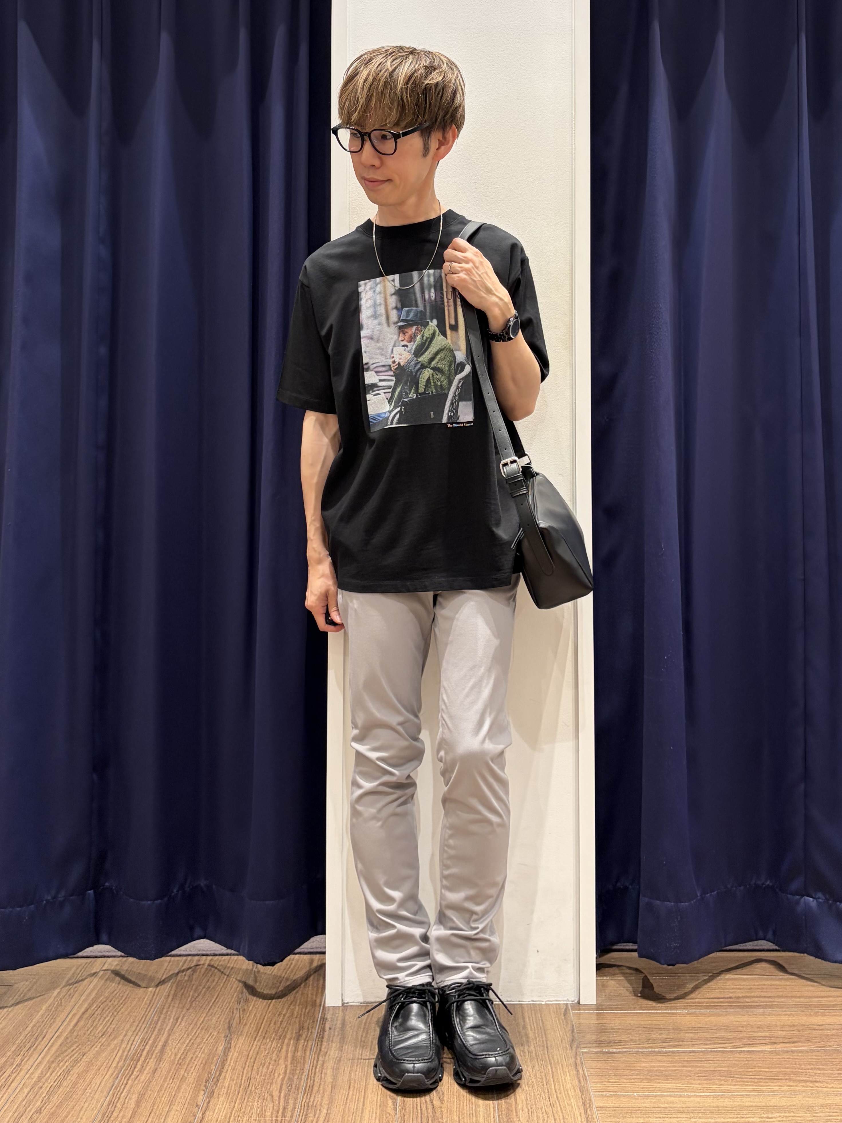 つーじーさんの「THE SHOP TK｜モノクロ フォトグラフィー 半袖Tシャツ 洗濯機OK」を使ったコーディネート