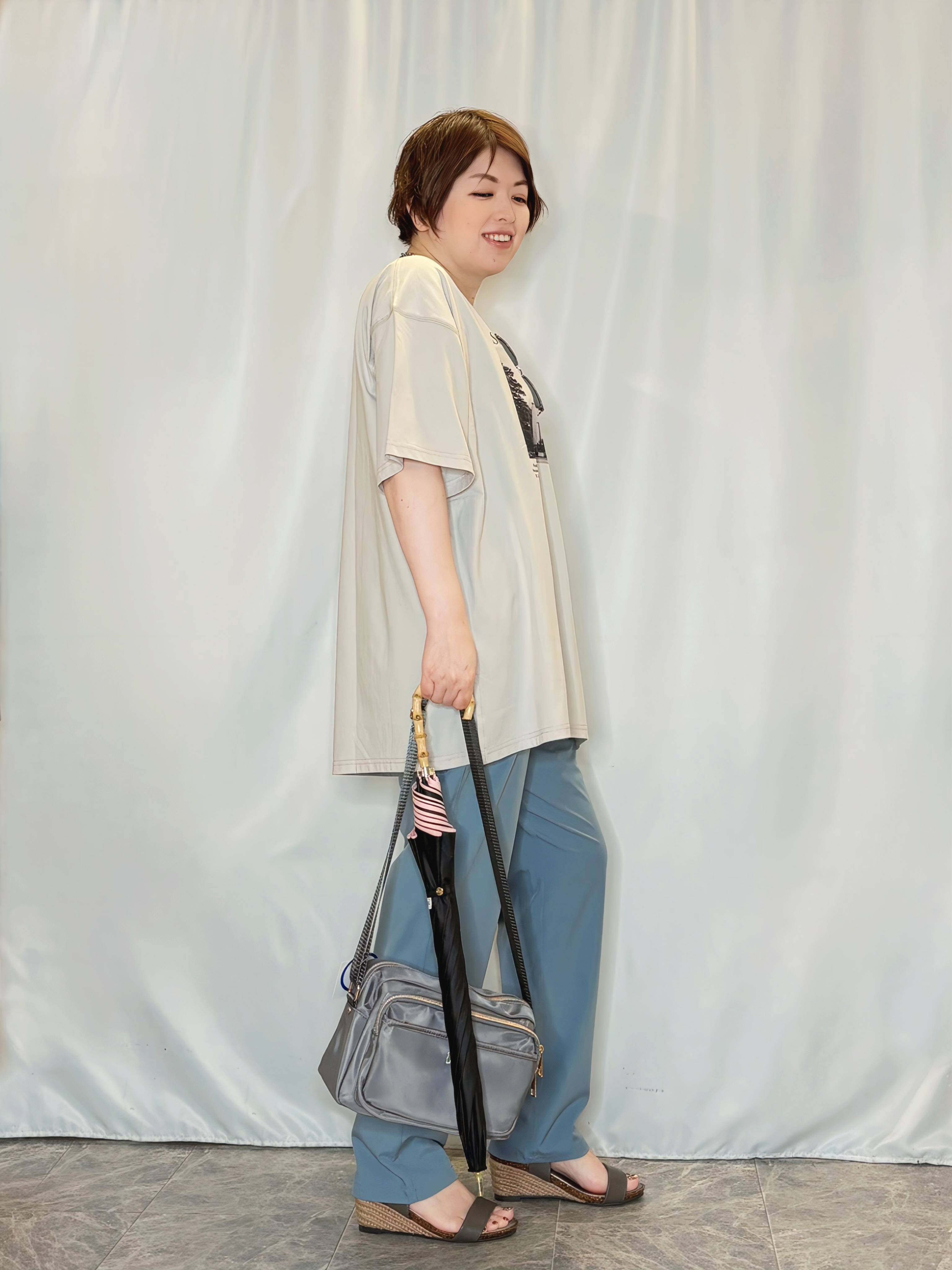 たみさんの「SHOO･LA･RUE｜【ひんやり】ゆるっと体型カバー BIGアソートTシャツ」を使ったコーディネート