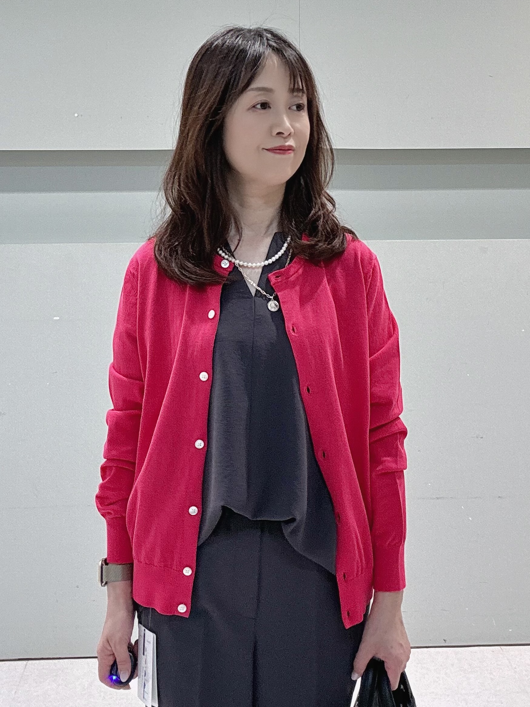 makiさんの「UNTITLED｜【9色展開/アンサンブル可】コットンクルーネックカーディガン」を使ったコーディネート