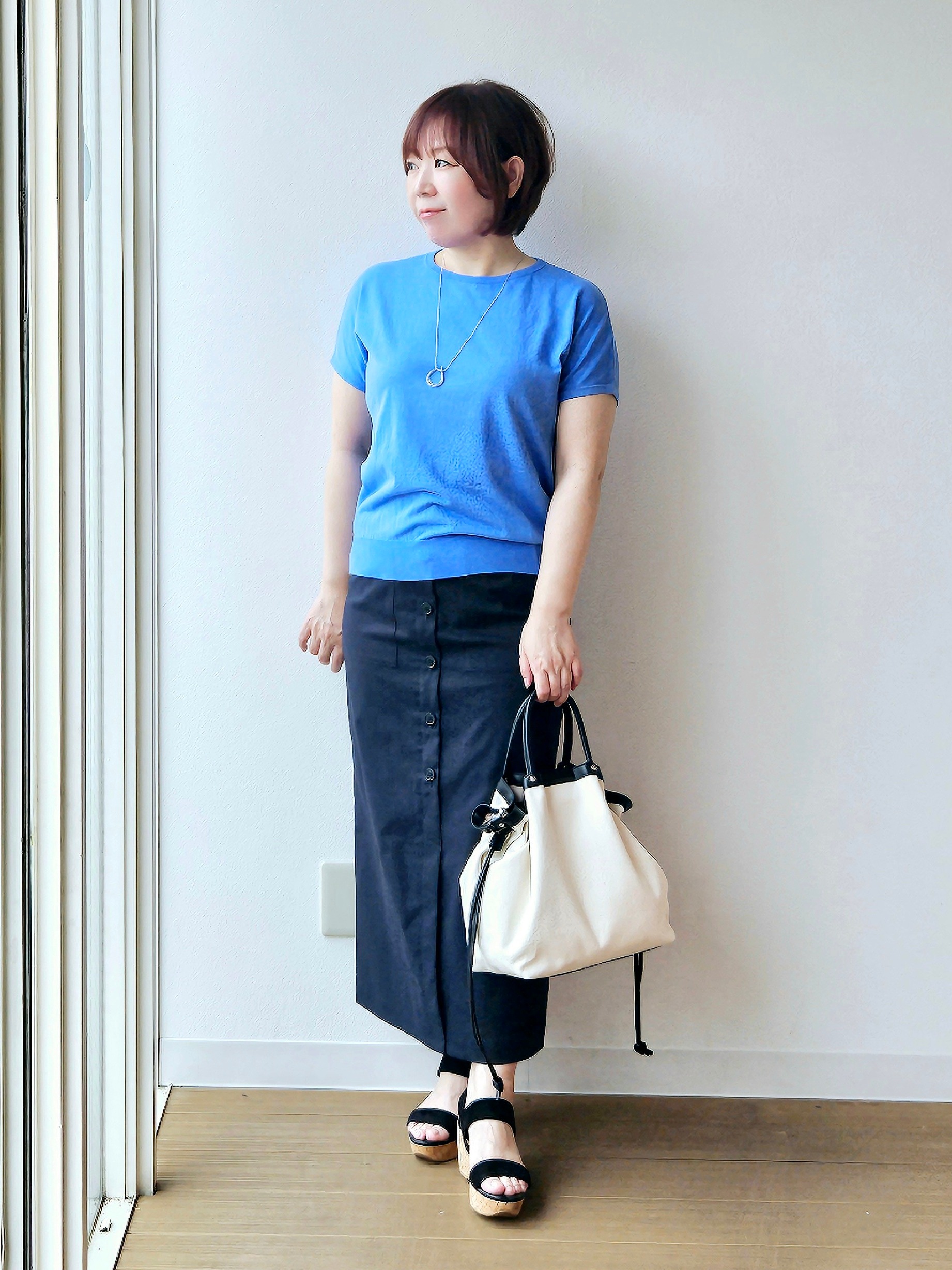 やじまさんの「UNTITLED｜【9色展開/アンサンブル可】コットンクルーネックカーディガン」を使ったコーディネート