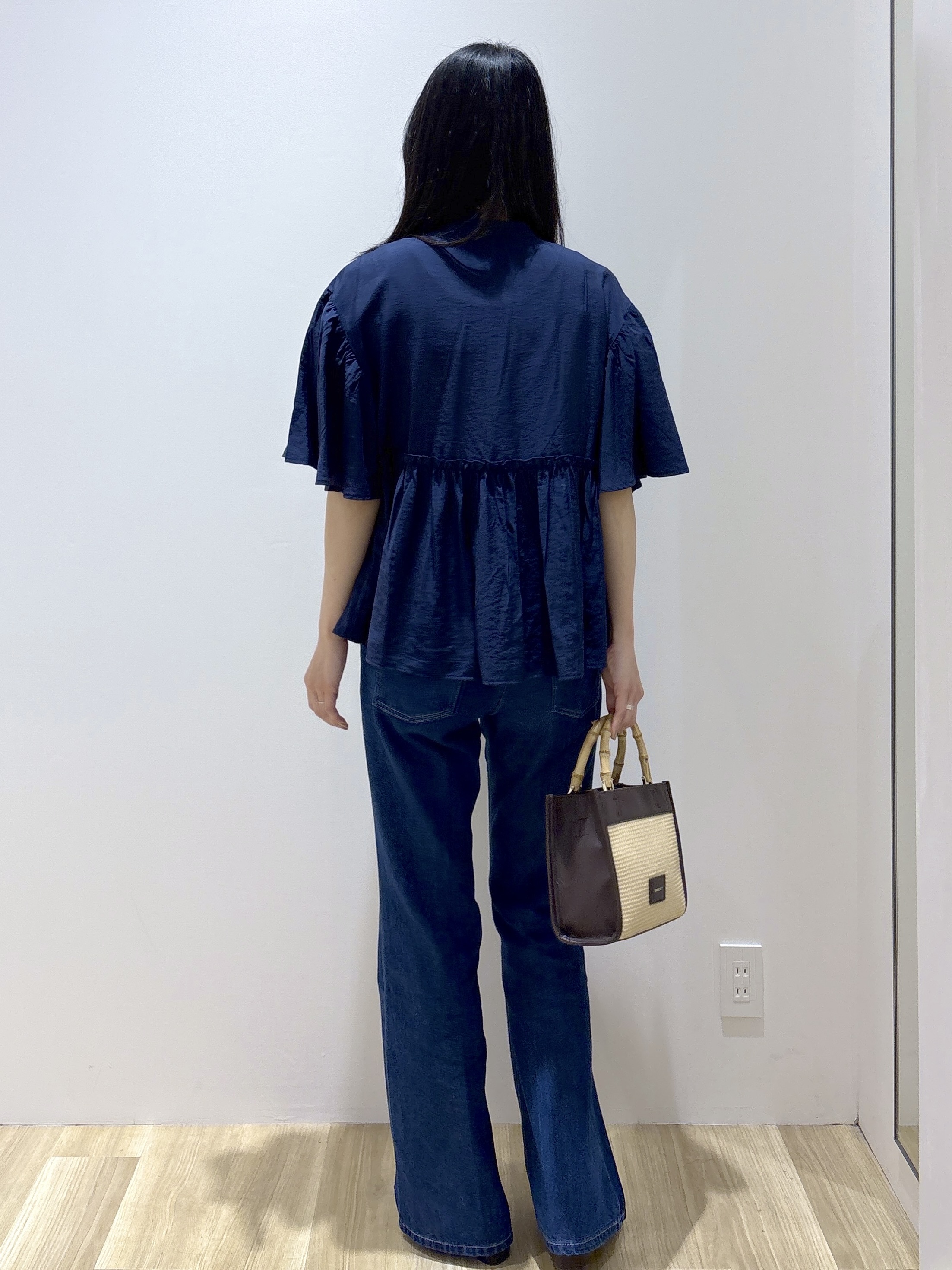sachikoさんの「OPAQUE.CLIP｜アシンメトリーペプラムブラウス【洗濯機OK】」を使ったコーディネート