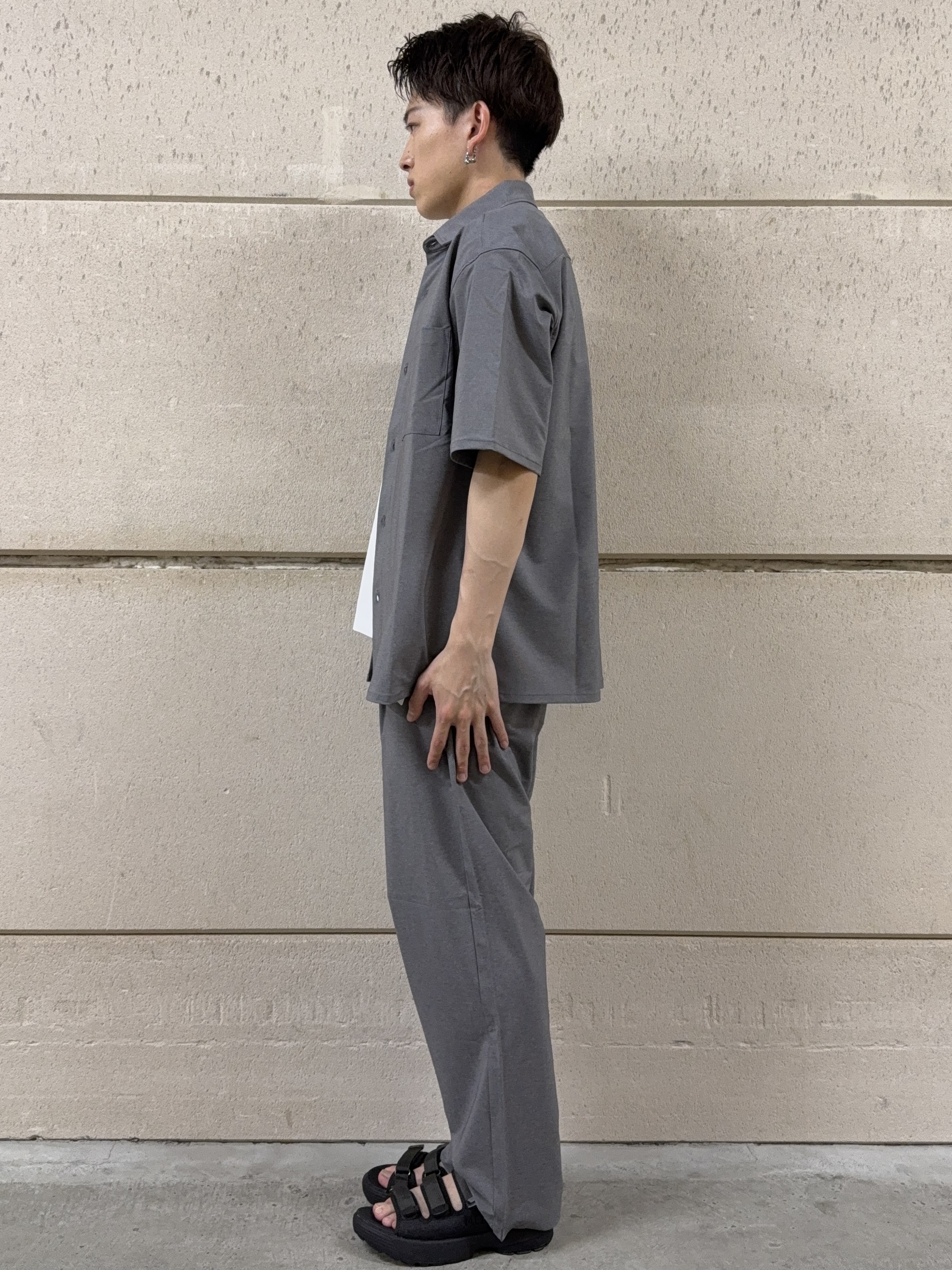 カシマさんの「THE SHOP TK｜クールウェザー 半袖シャツ 接触冷感／吸水速乾／洗濯機OK／セットアップ可」を使ったコーディネート