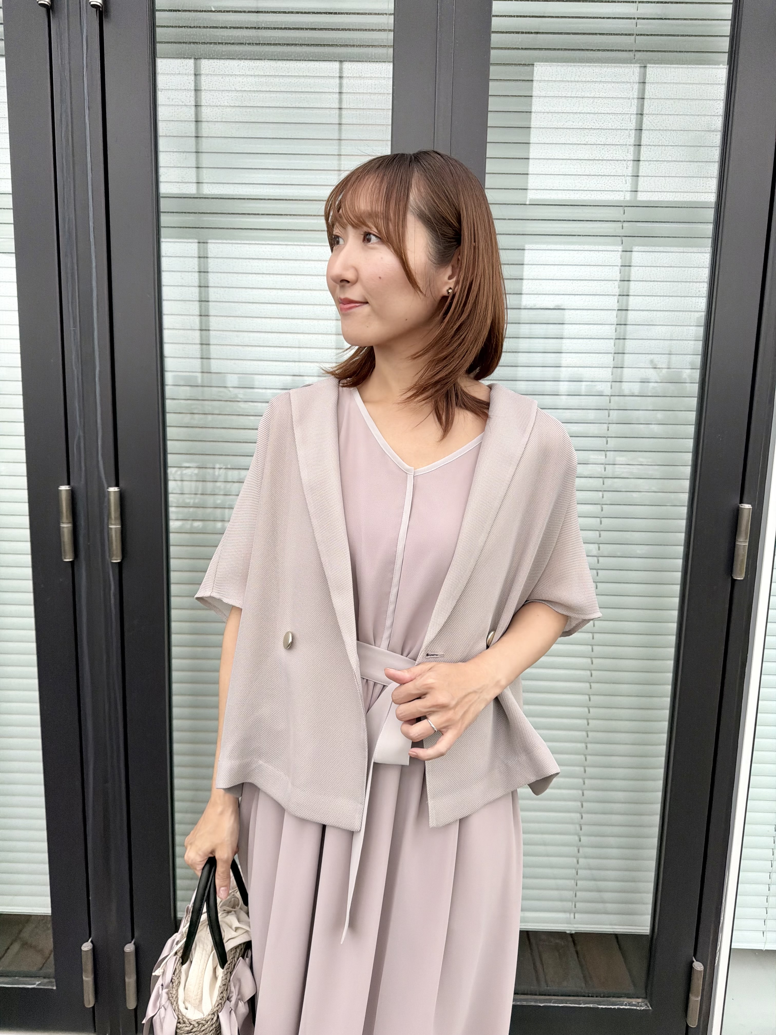 みぃさんの「Couture brooch｜【洗える】メッシュ調 半袖ジャケット」を使ったコーディネート