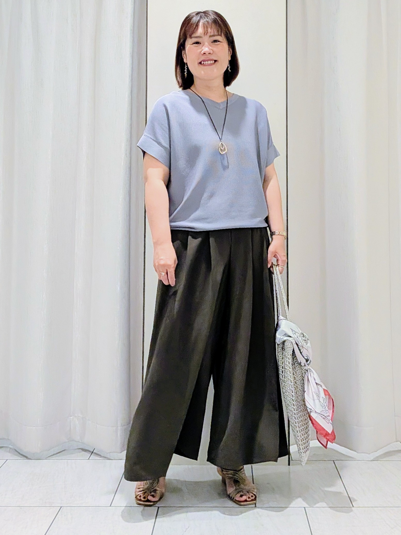 Onumaさんの「UNTITLED｜【11色展開/体型カバー】前後2WAYフレンチスリーブニット」を使ったコーディネート