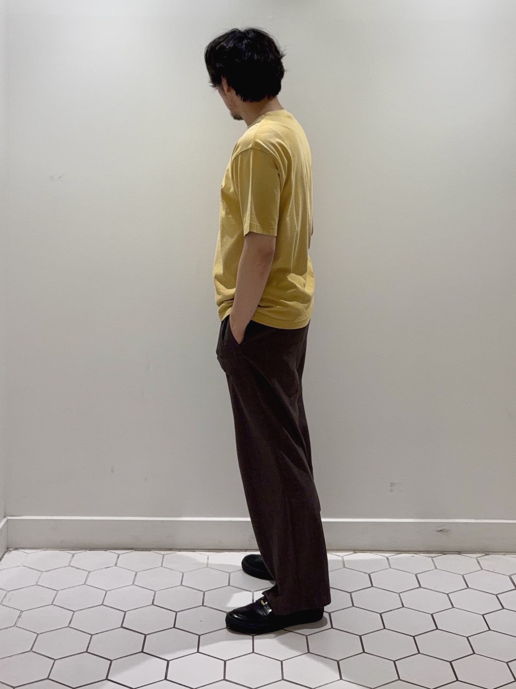 takeruさんの「Dessin｜【洗える】ヴィンテージ加工 ロゴTシャツ」を使ったコーディネート