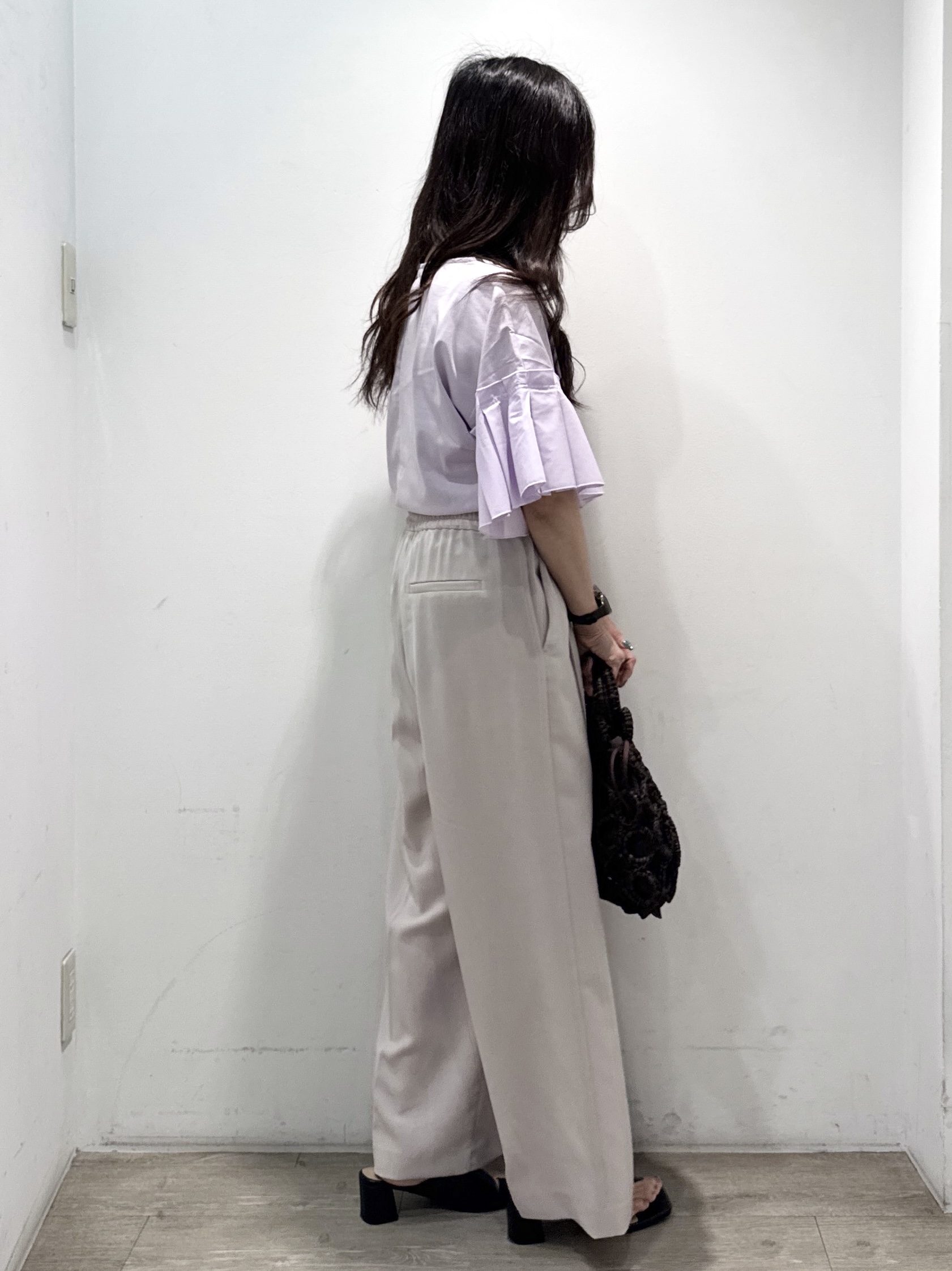 yuicciさんの「OPAQUE.CLIP｜【接触冷感】タックスリーブカットソー《洗濯機OK》」を使ったコーディネート