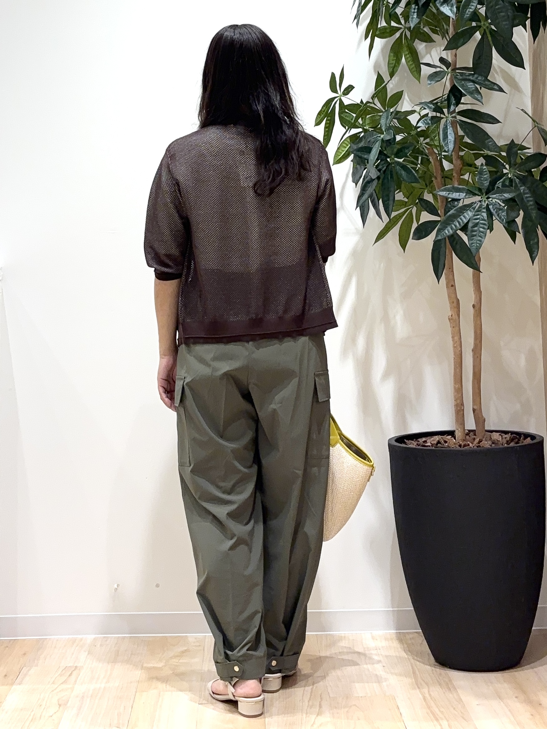 miraiさんの「grove｜【貴島明日香さん着用・洗える】透けない、大人のメッシュカーディガン」を使ったコーディネート