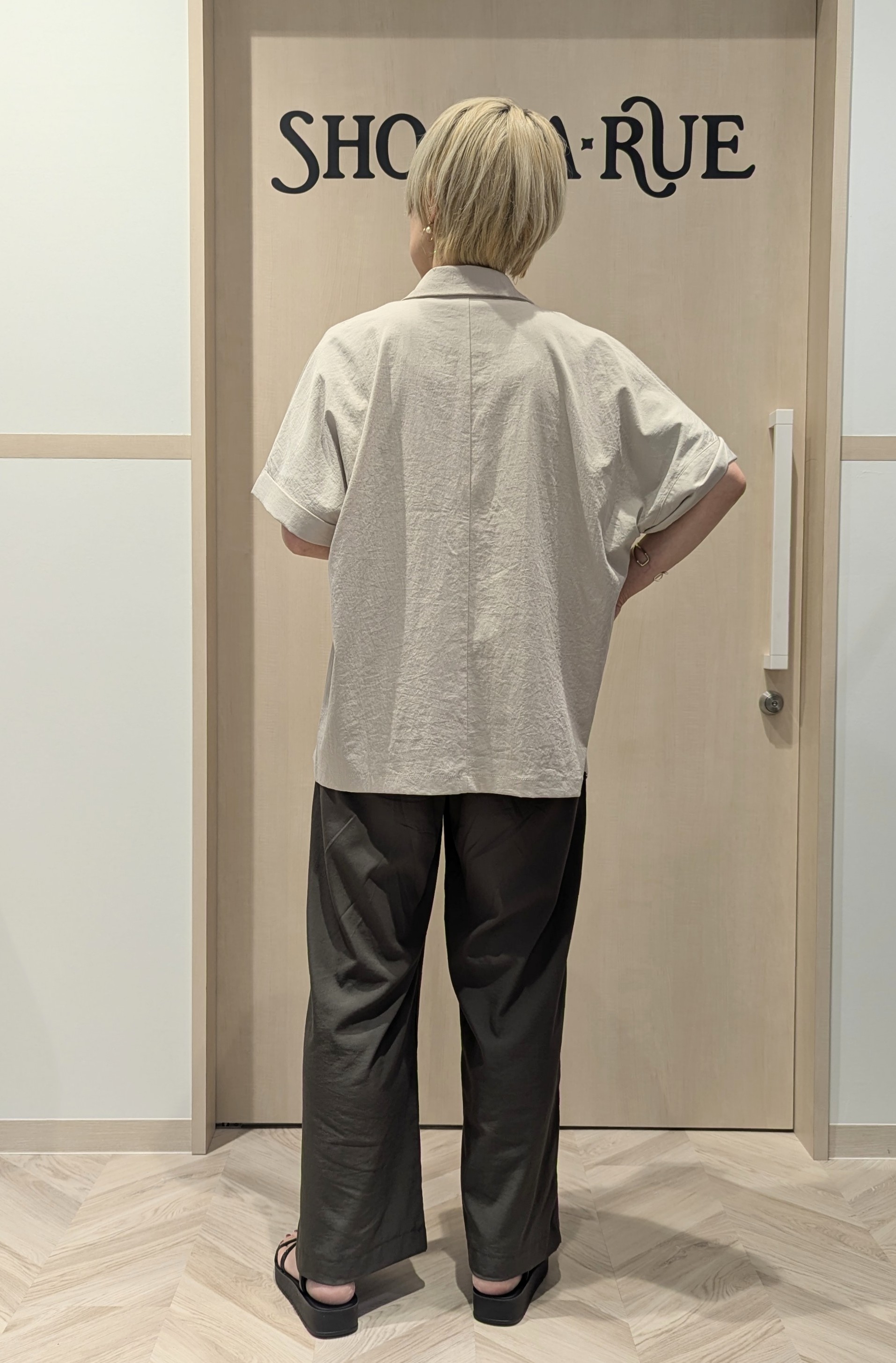 chieさんの「SHOO･LA･RUE｜【高レビュー/洗濯機可/セットアップ可】軽凛(かろりん) ひんやり半袖ジャケット」を使ったコーディネート