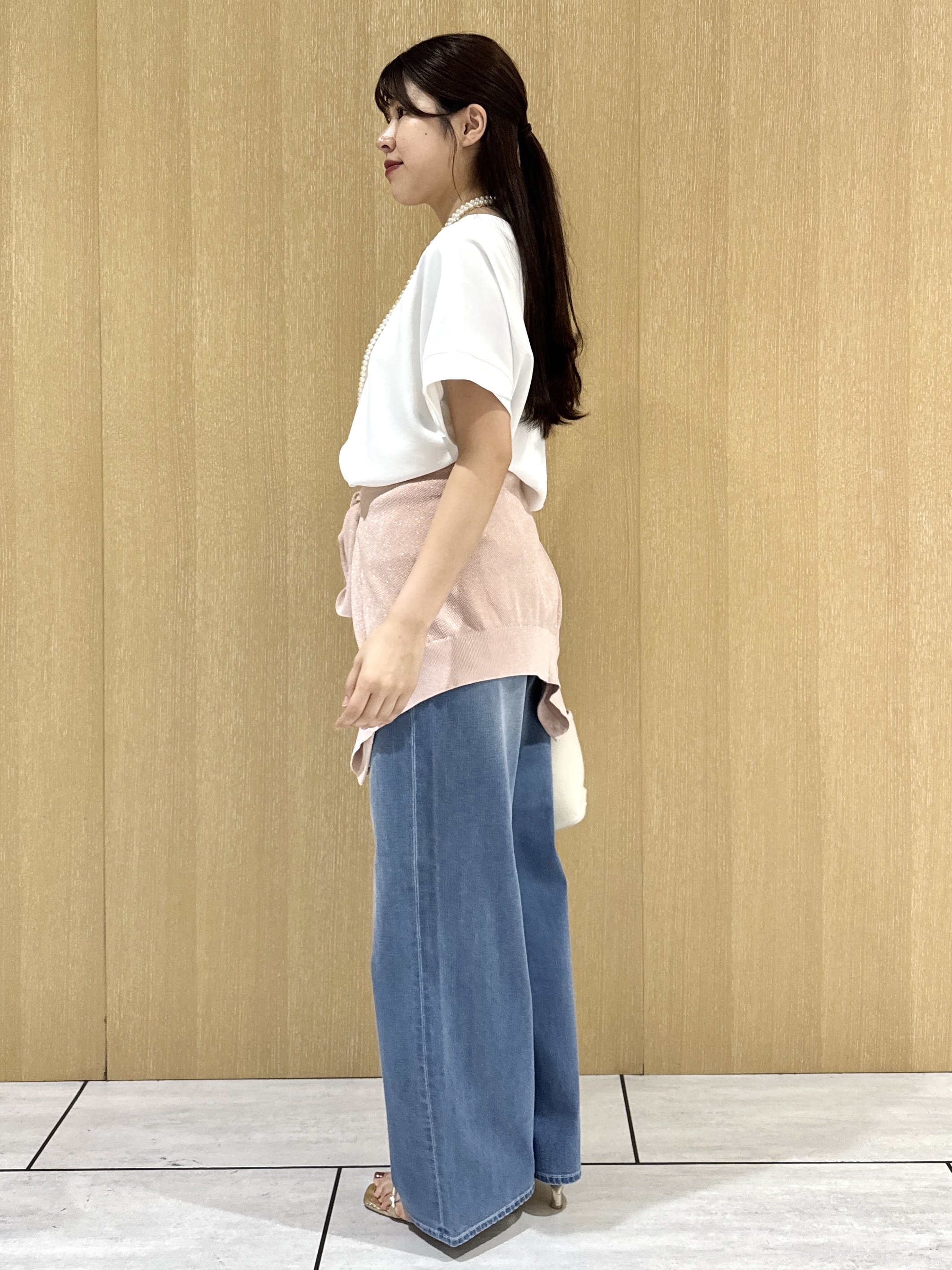 nanaさんの「UNTITLED｜【前後2WAY/はっ水/セットアップ可】リラクシーフレンチスリーブブラウス」を使ったコーディネート