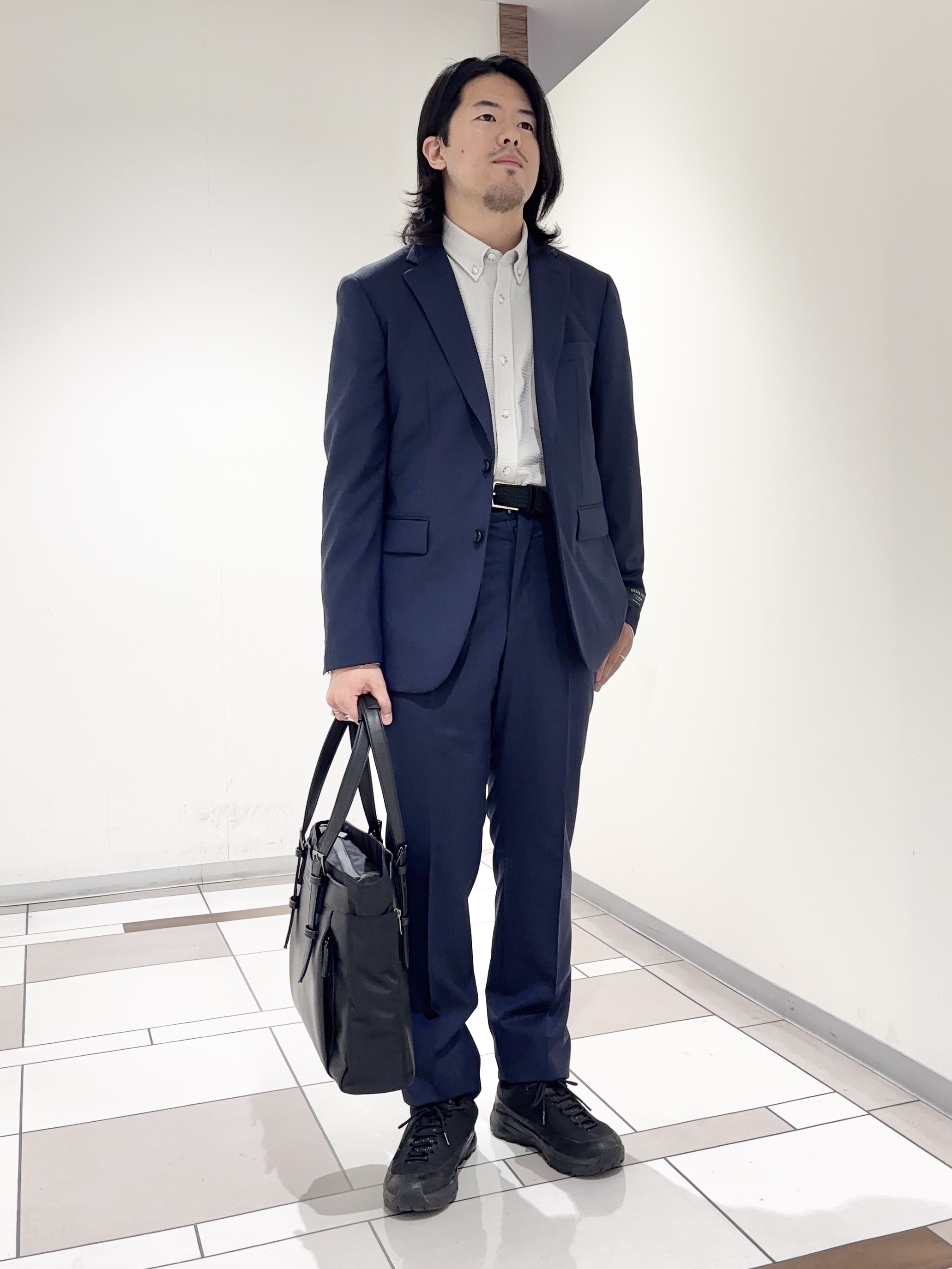 及川さんの「TAKEO KIKUCHI｜REDA アイスセンス（R）ピンヘッド スーツ」を使ったコーディネート