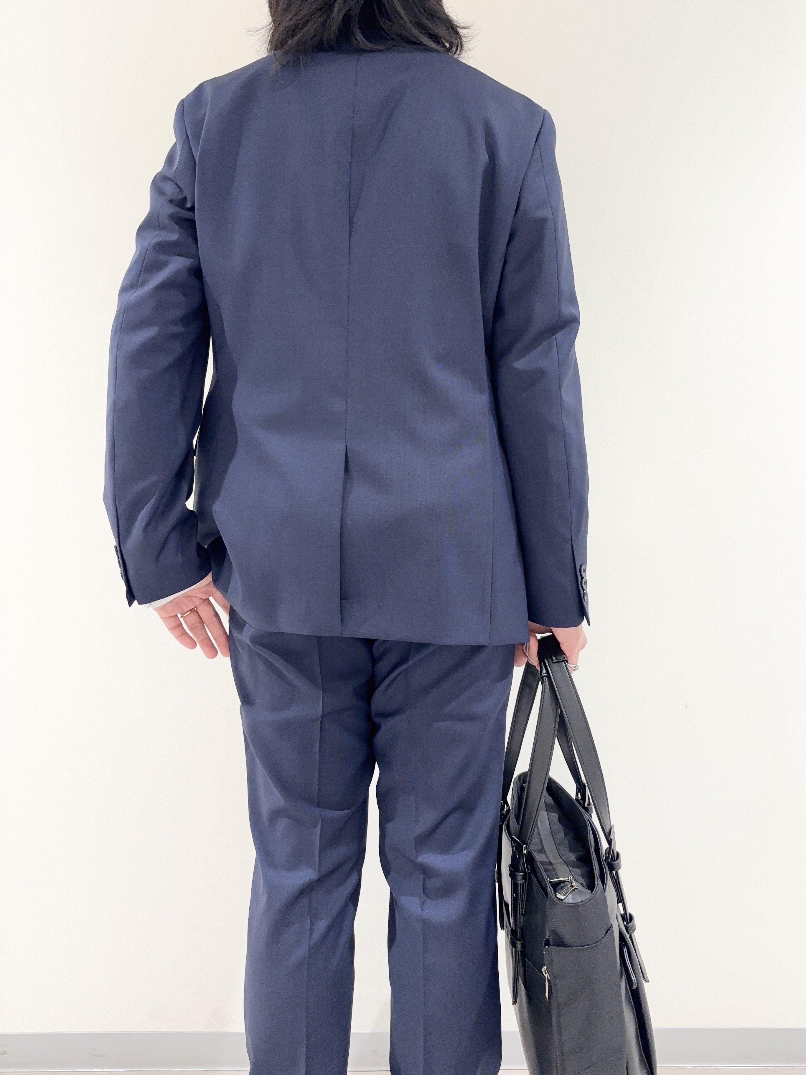 及川さんの「TAKEO KIKUCHI｜REDA アイスセンス（R）ピンヘッド スーツ」を使ったコーディネート