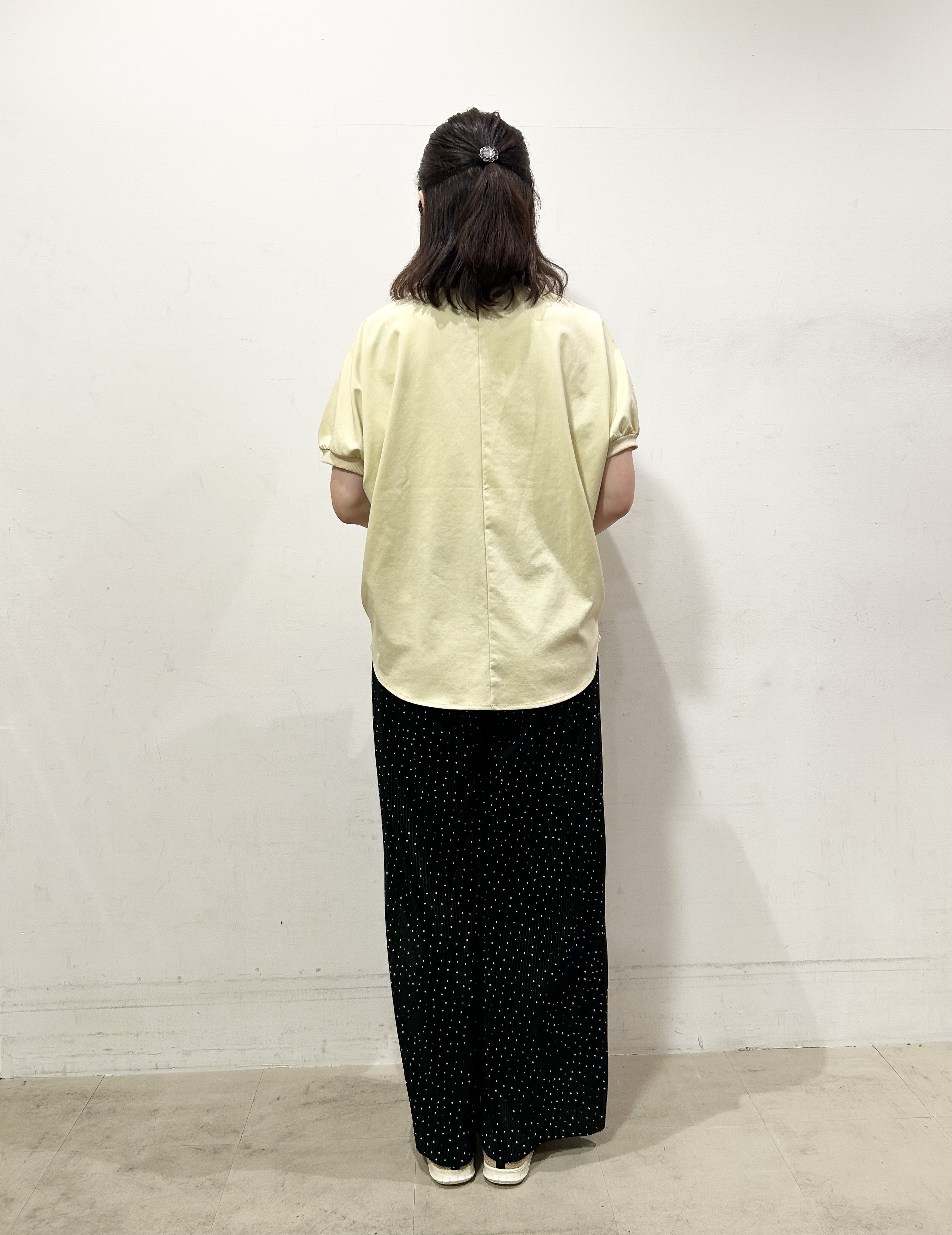 Mさんの「SHOO･LA･RUE｜【ひんやり/洗濯後しわになりにくい】インせず着られる さらっとタッチのドルマンブラウス」を使ったコーディネート