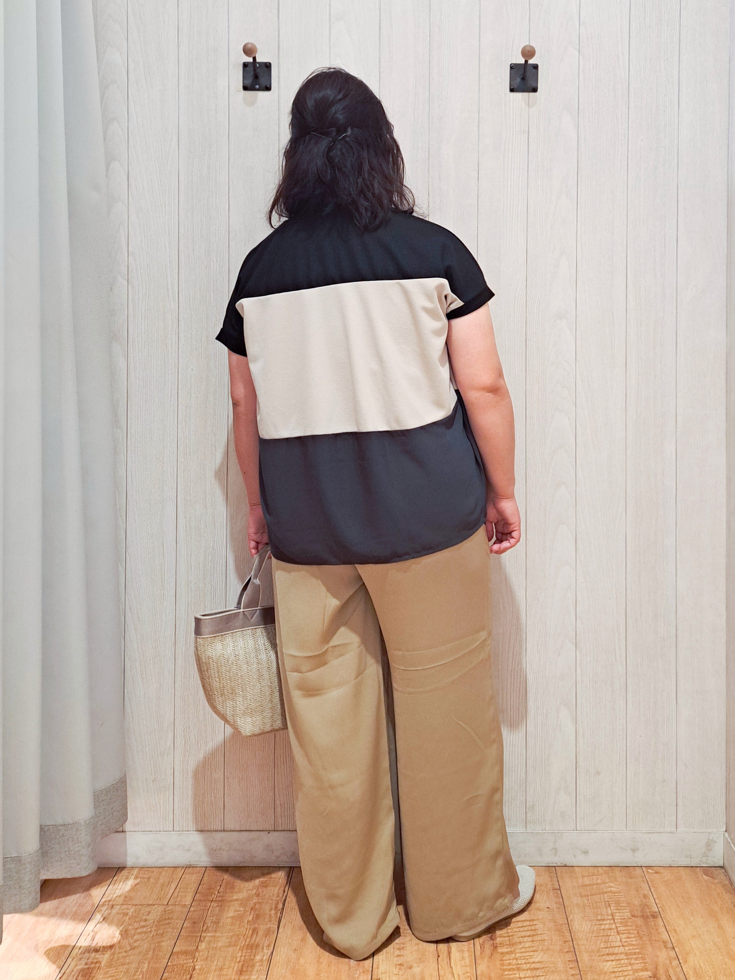kotomiさんの「SHOO･LA･RUE｜【S-LL/洗濯機可/体型カバー】1枚で主役になる 3段切替 ドルマンＴシャツ」を使ったコーディネート