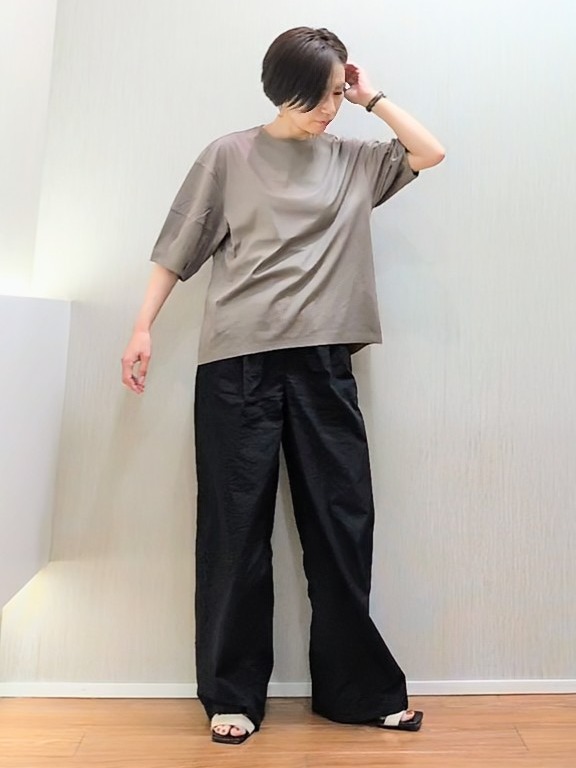 ミズタさんの「UNTITLED｜【汗染み防止/接触冷感】ランタンスリーブプルオーバー」を使ったコーディネート