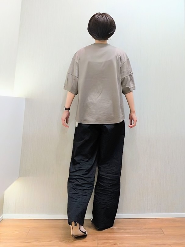 ミズタさんの「UNTITLED｜【汗染み防止/接触冷感】ランタンスリーブプルオーバー」を使ったコーディネート