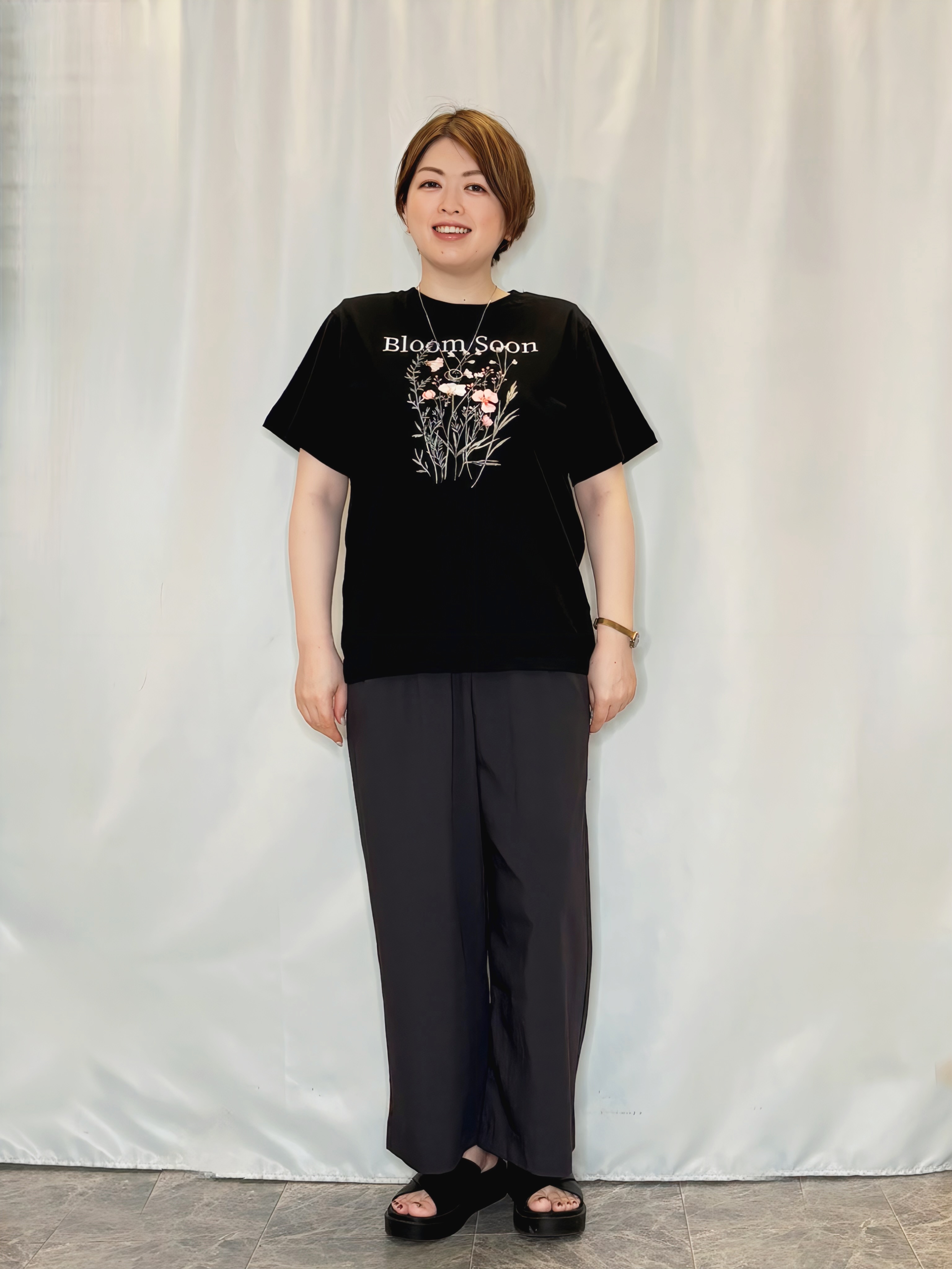 たみさんの「SHOO･LA･RUE｜【ひんやり/洗濯機可/S-LL】程よいVネックですっきり魅せる ジップアップ 7分袖シアーカーディガ」を使ったコーディネート