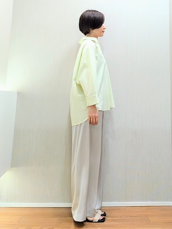 ミズタさんの「UNTITLED｜【接触冷感/吸水速乾/UVカット】ドルマンスリーブシャツ」を使ったコーディネート