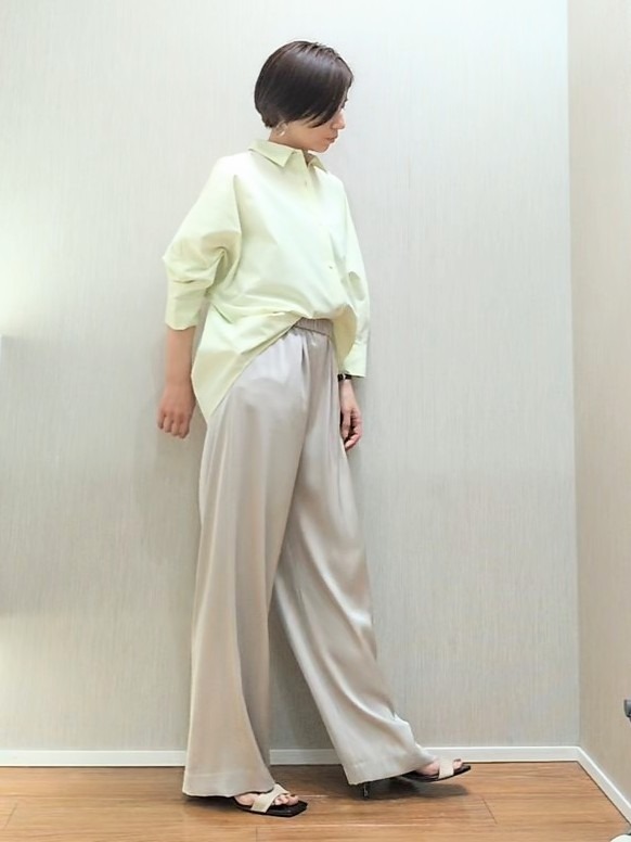 ミズタさんの「UNTITLED｜【接触冷感/吸水速乾/UVカット】ドルマンスリーブシャツ」を使ったコーディネート